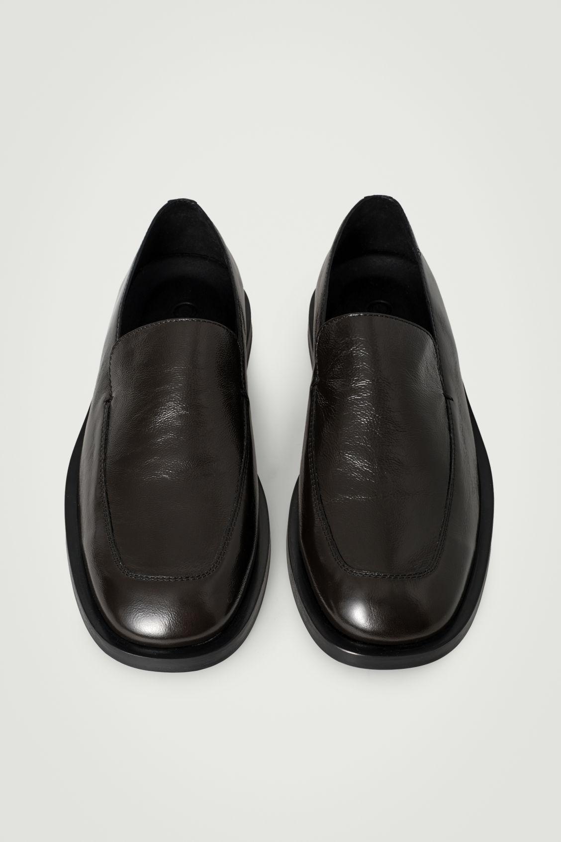 CLASSIC LEATHER LOAFERS Product Image