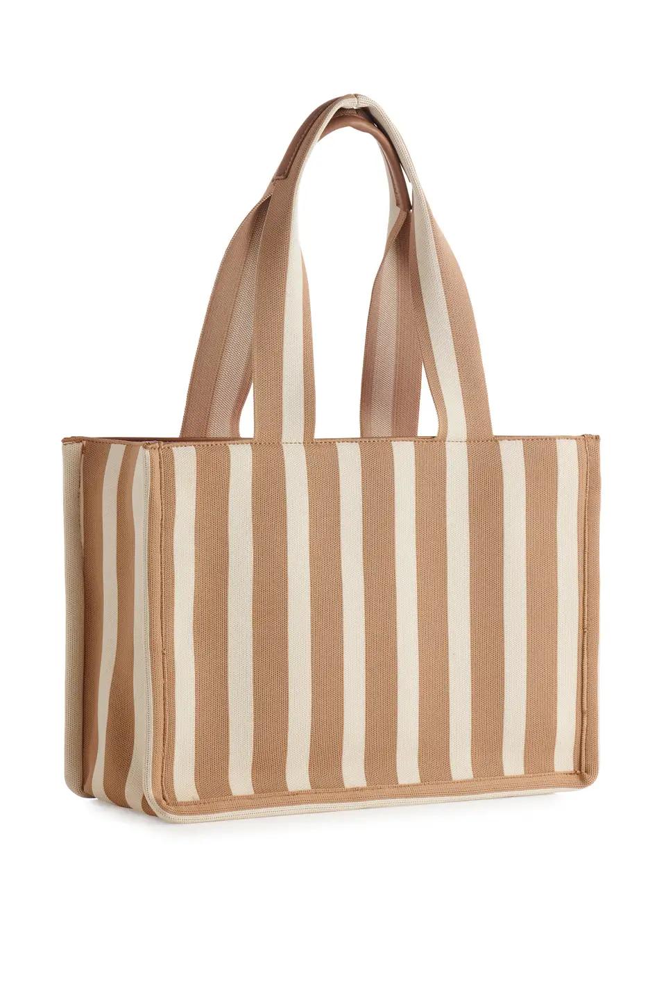 Isla Boxy Tote Product Image