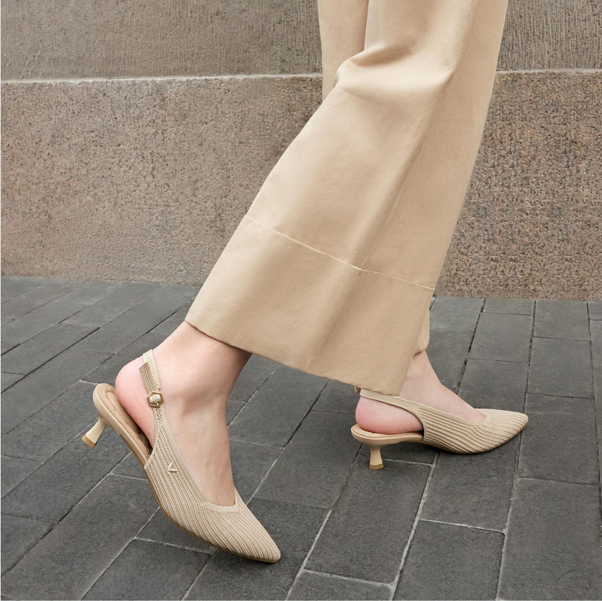 Pointed-Toe Kitten Slingback (Selena) Product Image