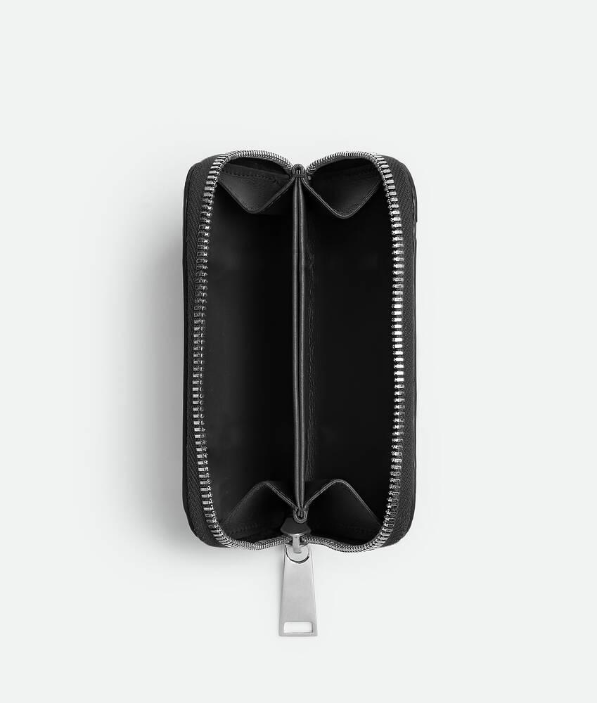 Men's Zipped Card Case in Black Product Image