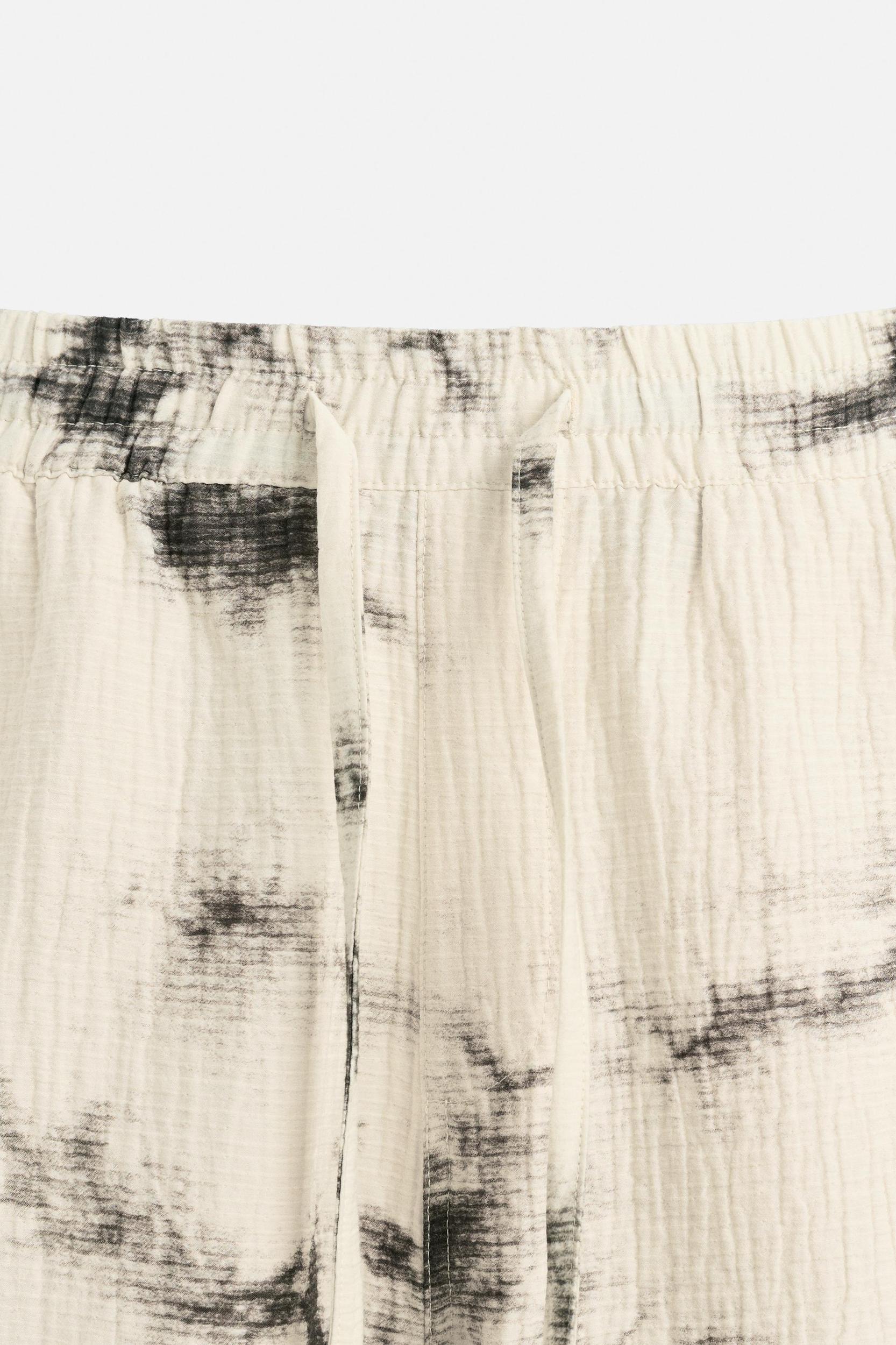 TEXTURED TIE-DYE PRINT PANTS Product Image