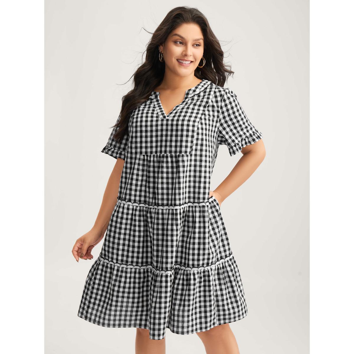 Plus Size Checkered Lace Trim Tiered Midi Dress Black Women Woven ribbon&lace trim Flat collar with V-notch Short sleeve Curvy BloomChic 18-20/2X Product Image
