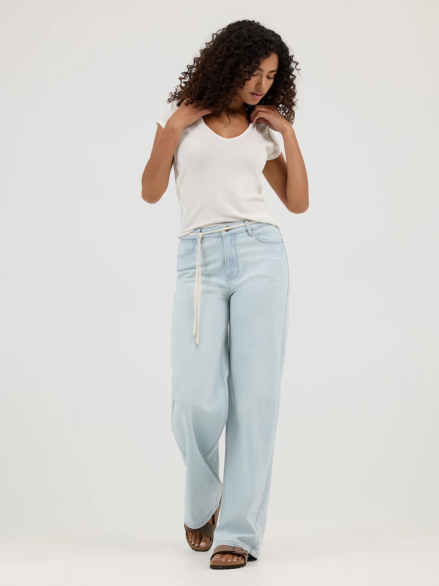 Women's Mid Rise Loose Jean in Daisy Product Image