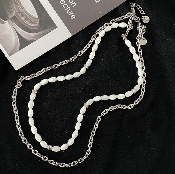 DOUBLE LAYER PEARL CHAIN NECKLACE Product Image