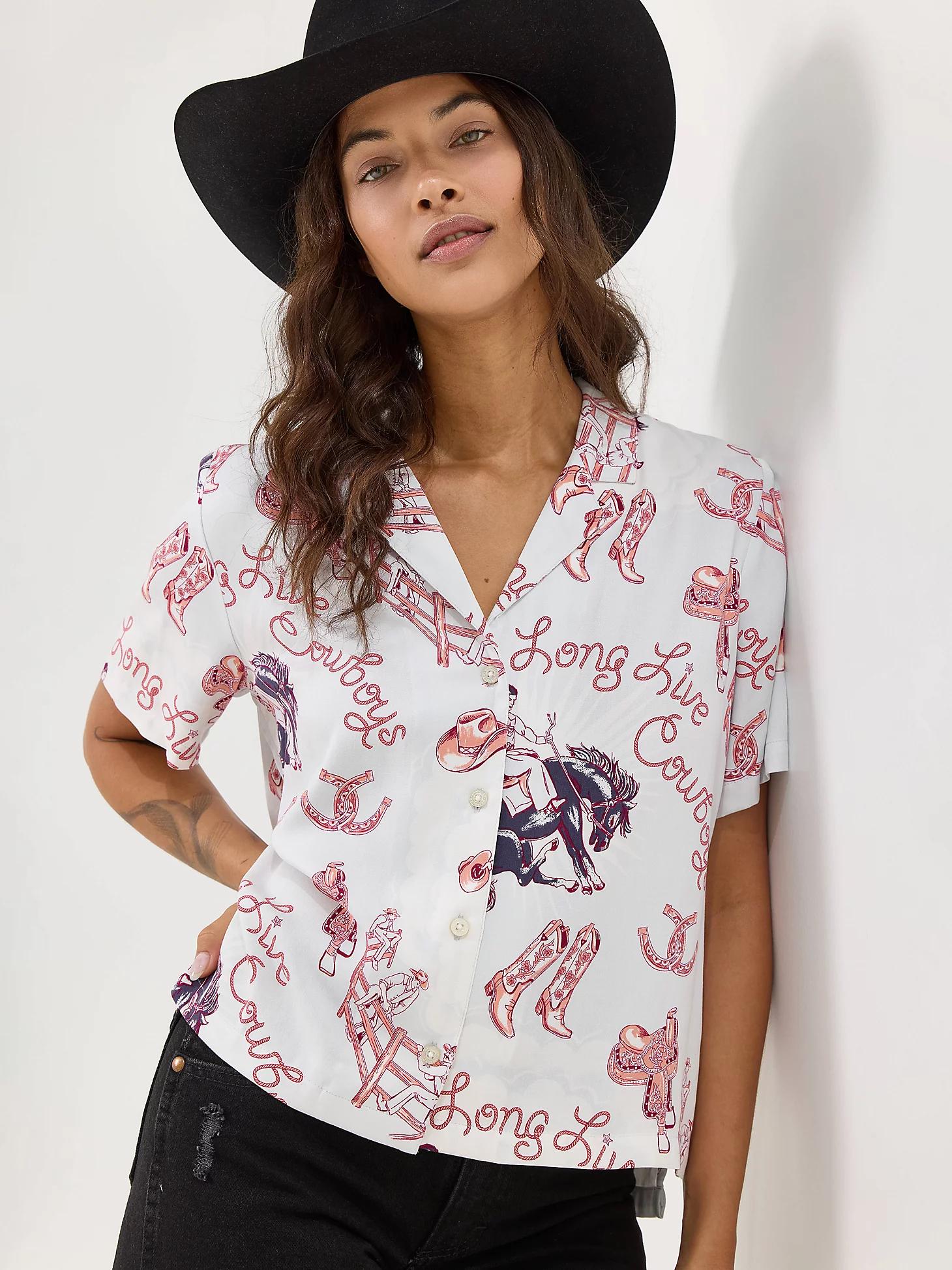 Women's Wrangler Retro® Cowgirl Camp Shirt in Ditsy Cowboy Product Image