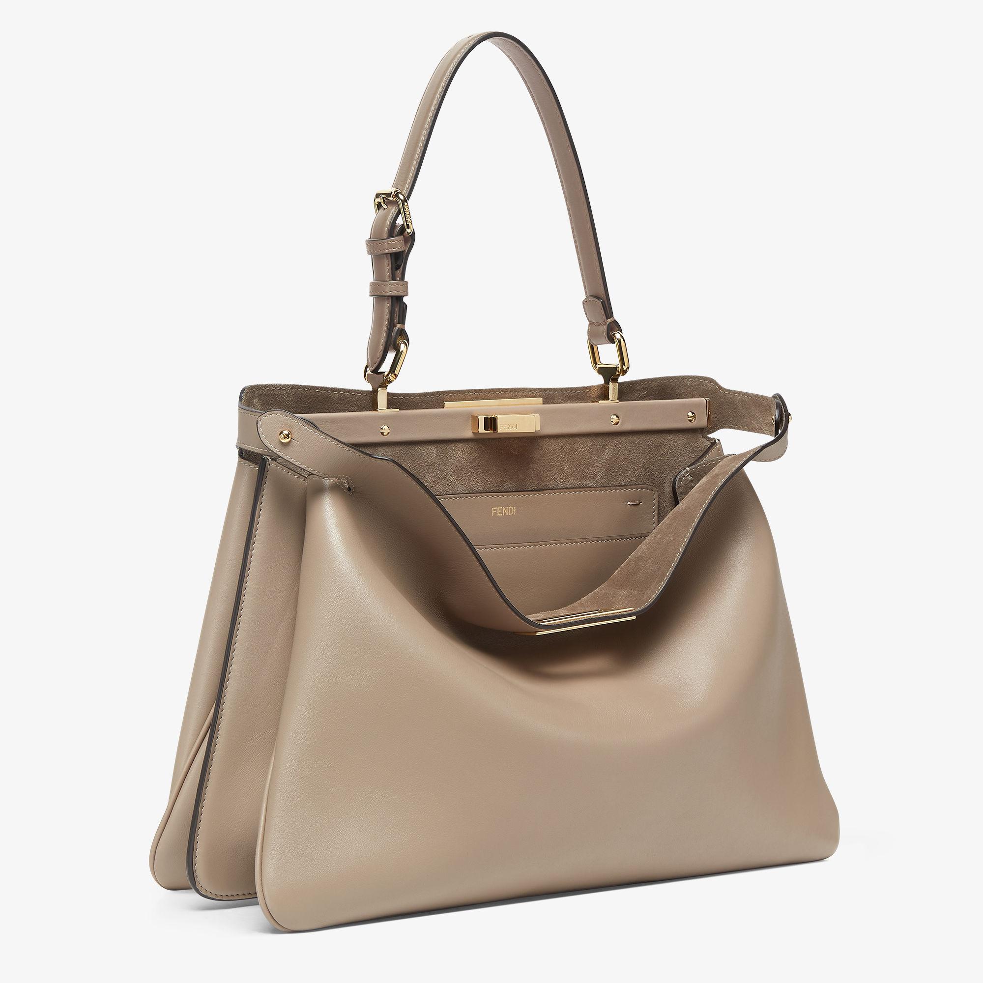 FF ShawlDove gray silk and wool shawl Product Image