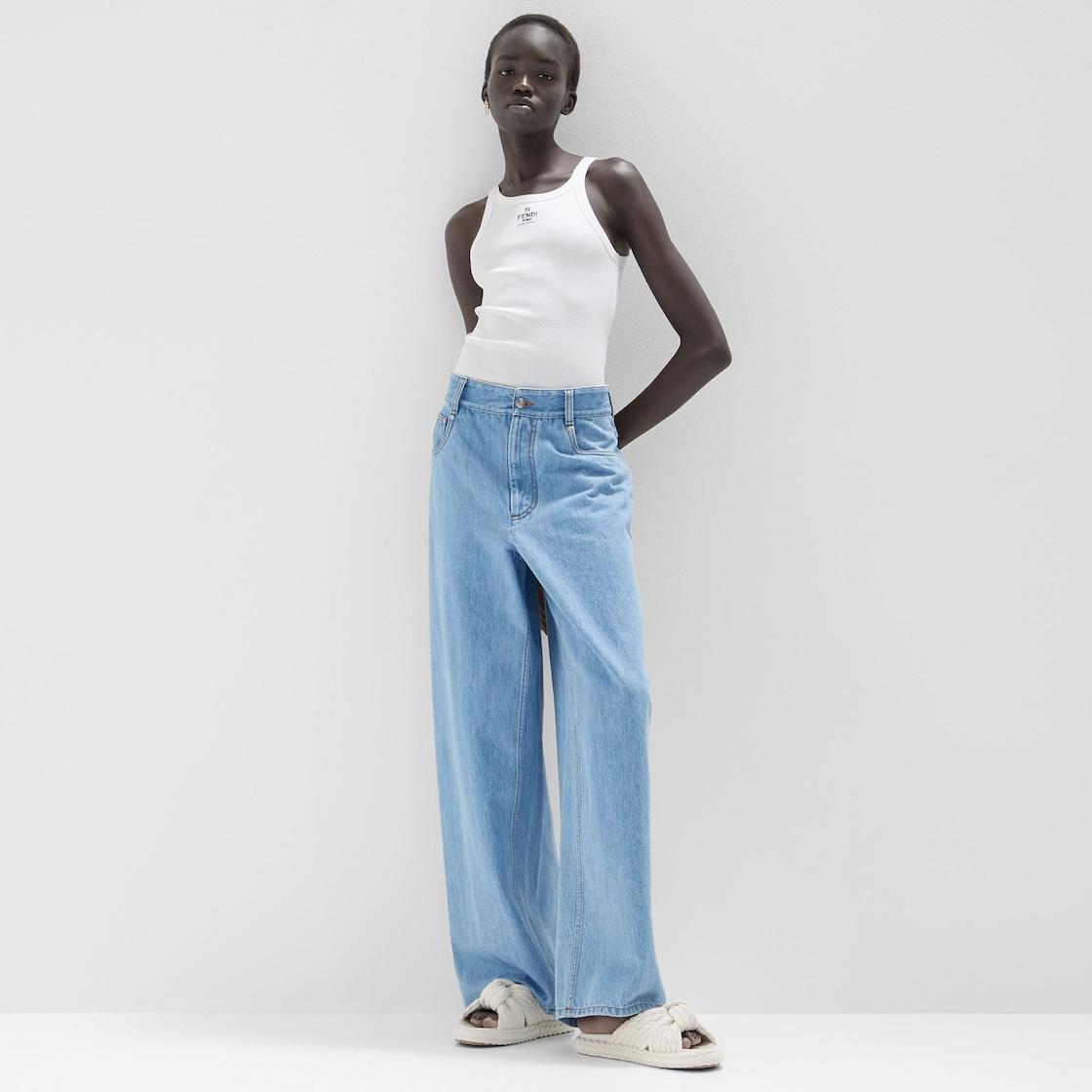 TopWhite cotton top Product Image