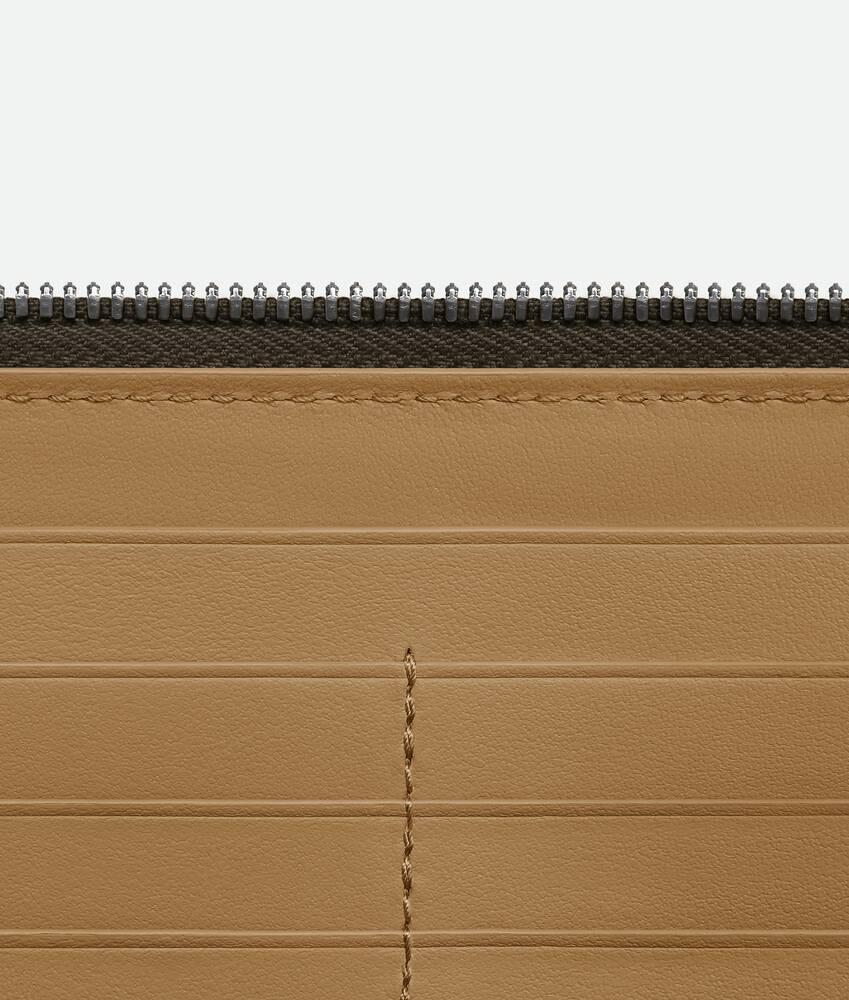 Men's Intrecciato Zip Around Wallet in Kaki/dark praline Product Image