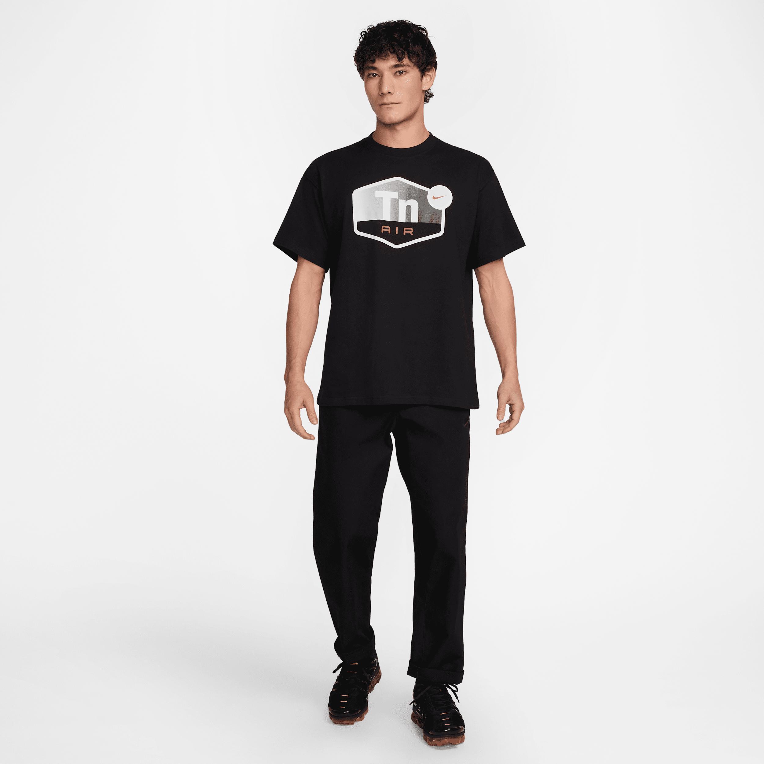 Nike Sportswear Men's Max90 T-Shirt Product Image