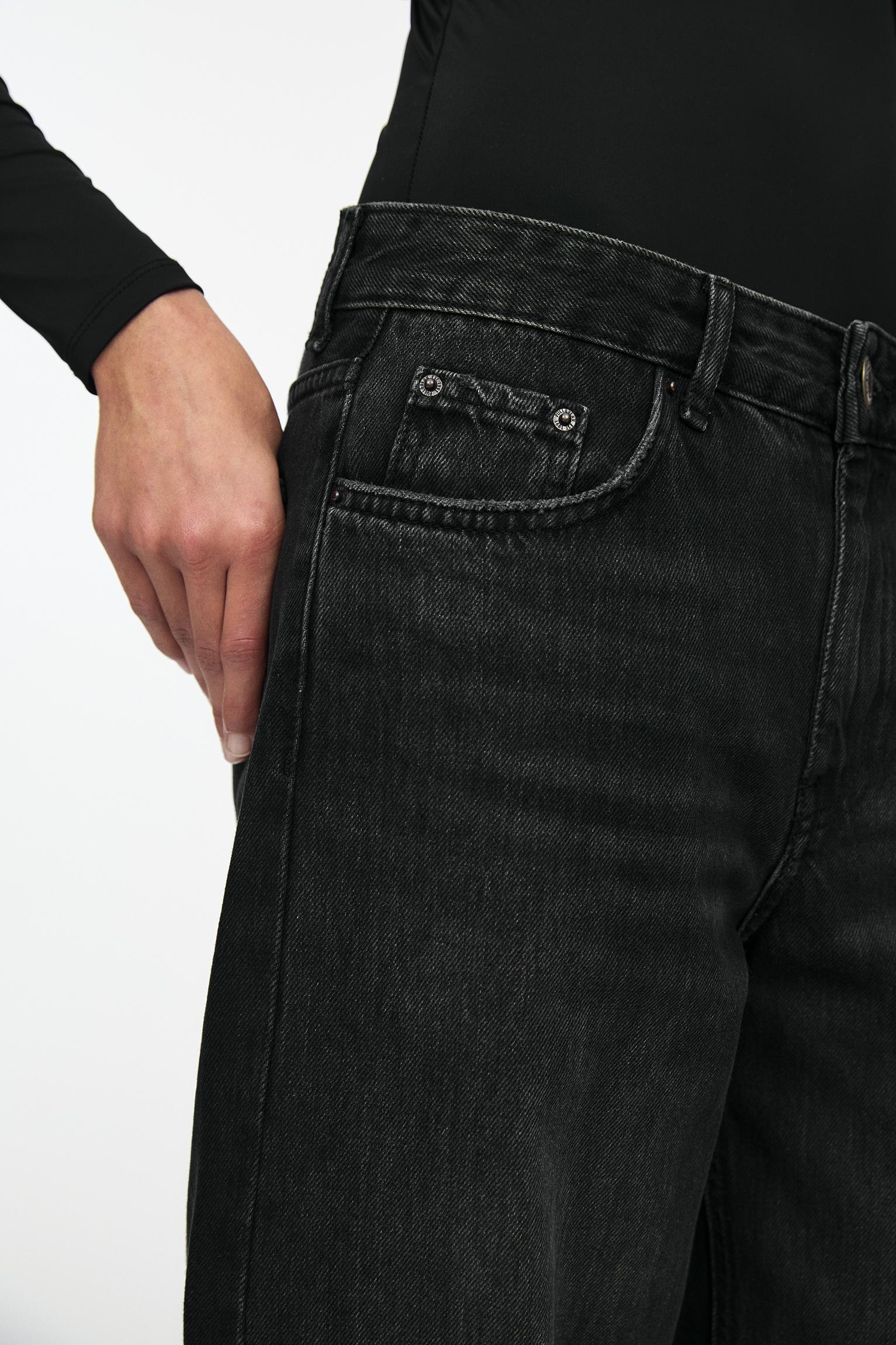 Loose-fit oversize jeans Product Image