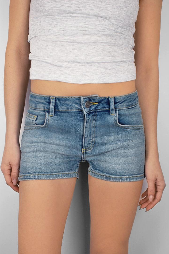 Low waist shorts Product Image
