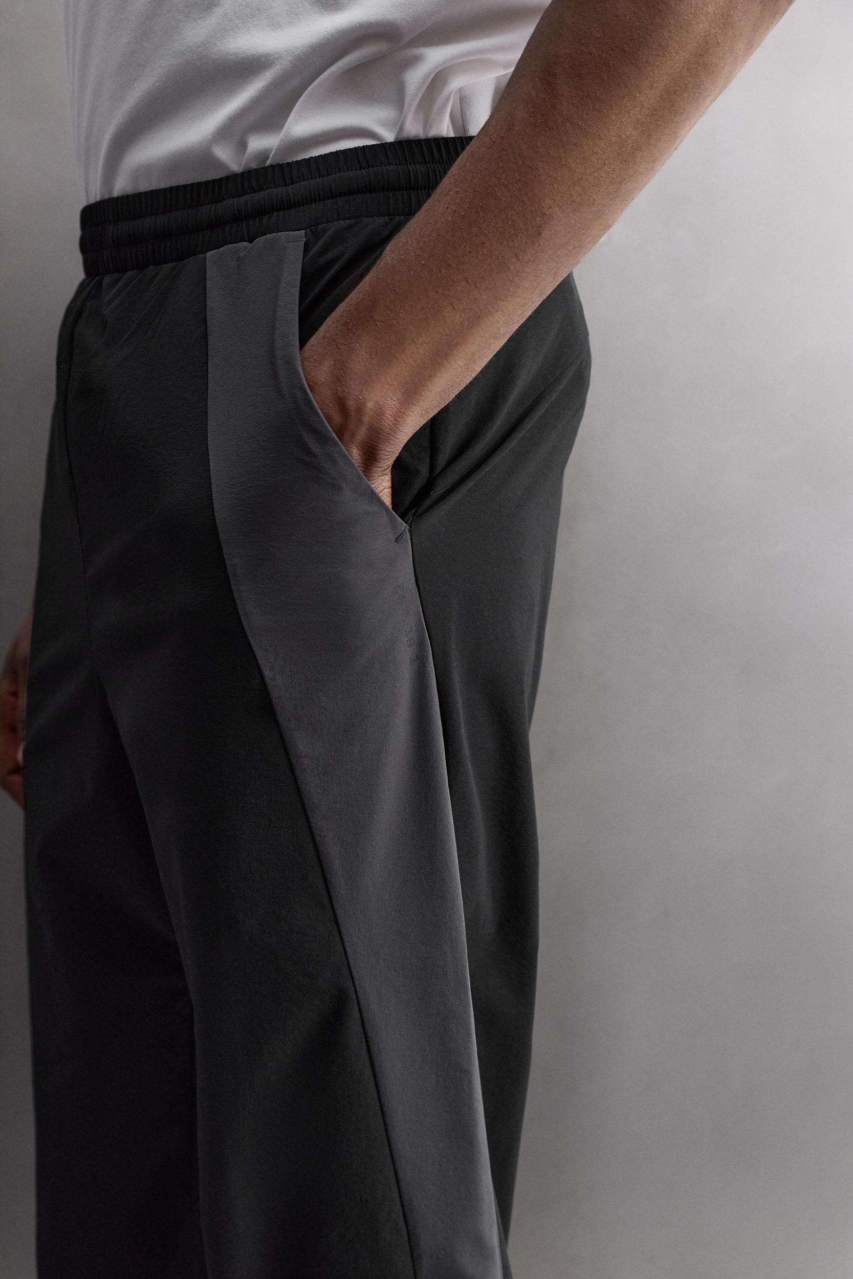 COLOR BLOCK TECHNICAL PANTS Product Image