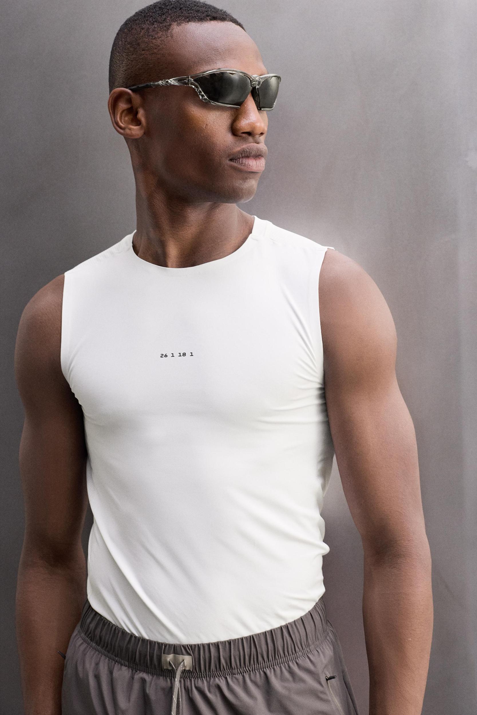 COMPRESSION TANK TOP Product Image
