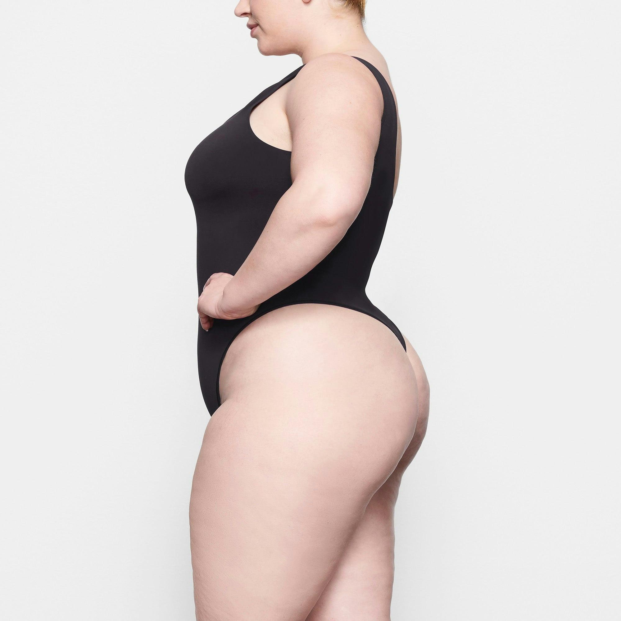 SOFT SMOOTHING SEAMLESS THONG BODYSUIT | ONYX Product Image