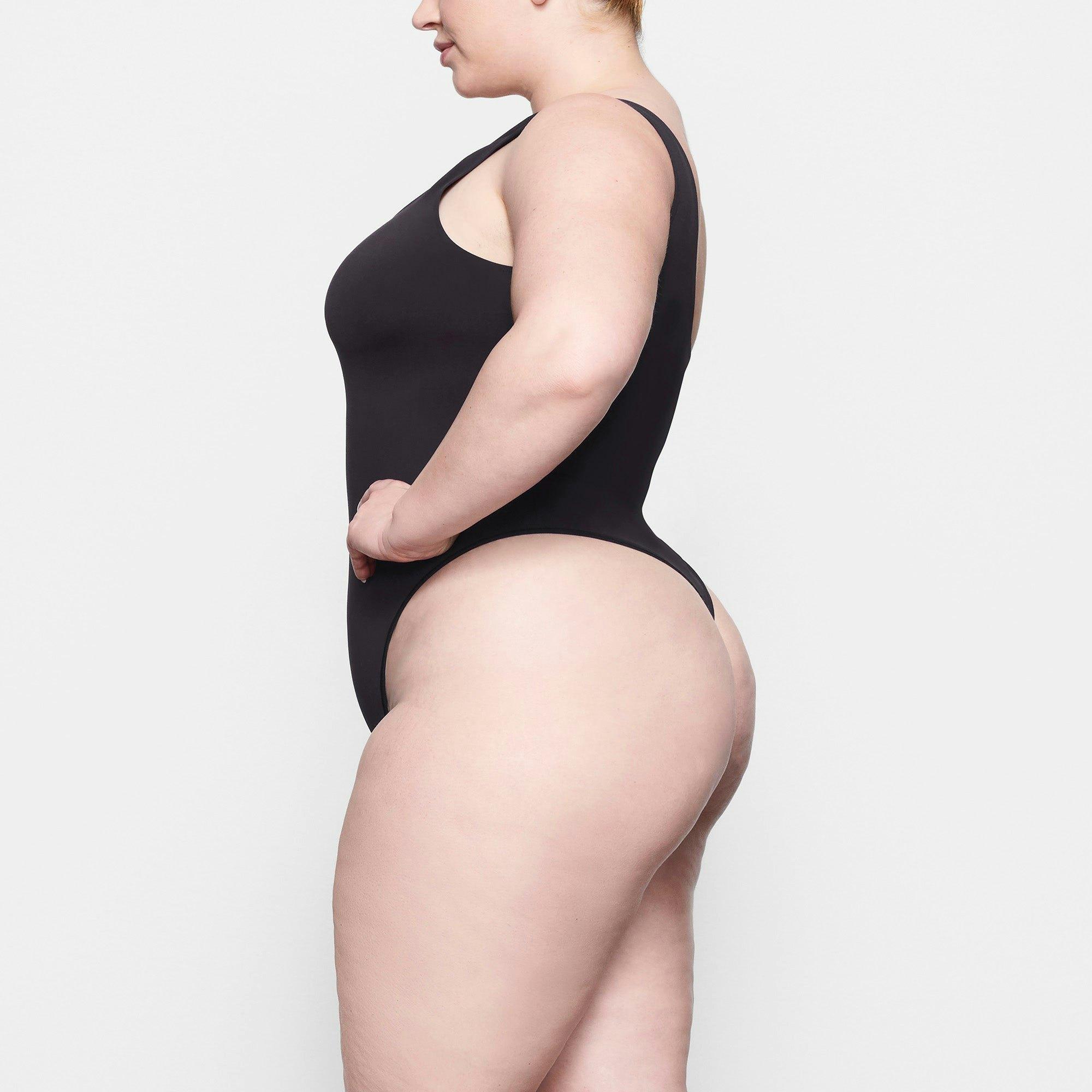 SOFT SMOOTHING SEAMLESS THONG BODYSUIT | ONYX Product Image