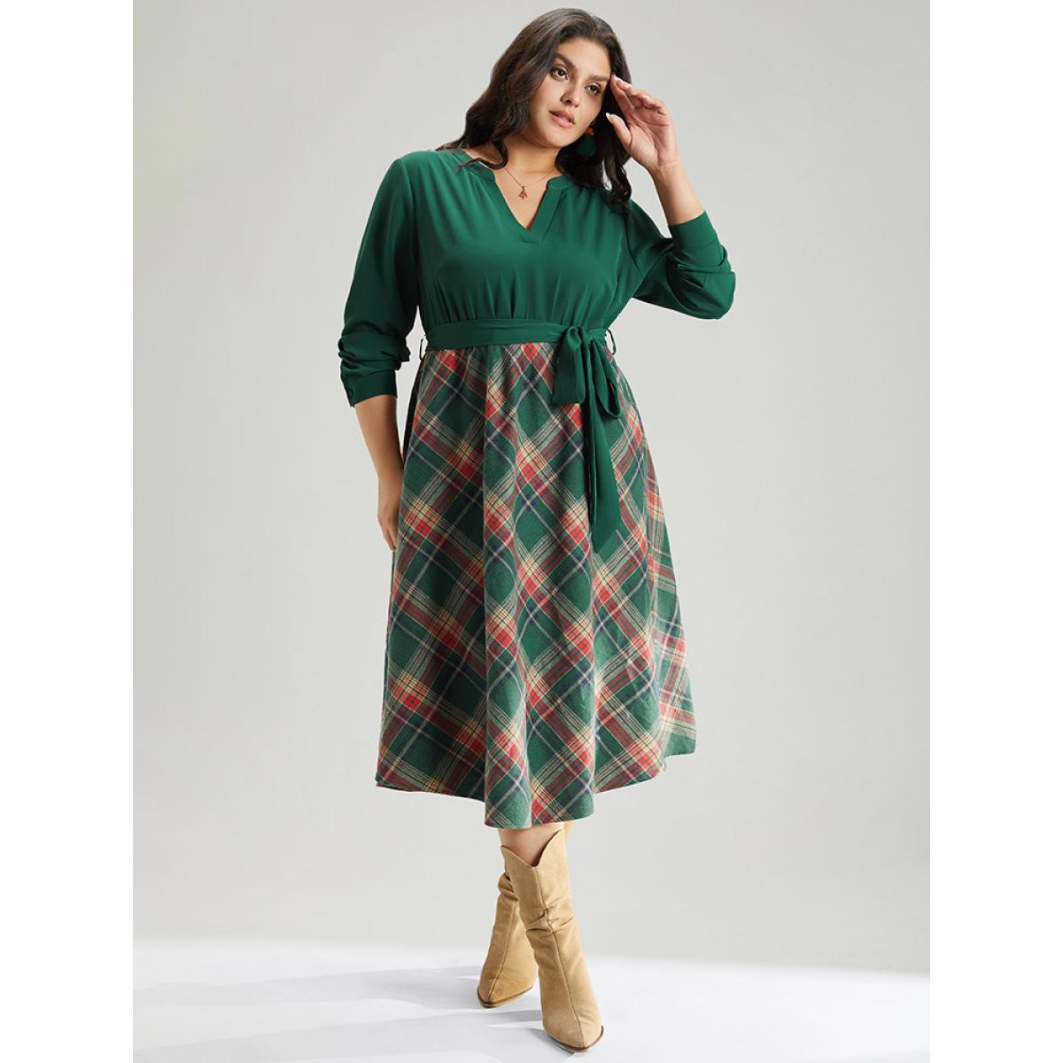 Plus Size Twill Plaid Print Notched Contrast Belted Dress DarkGreen Women Elegant Belted Notched collar Long Sleeve Curvy Midi Dress BloomChic 14-16/1X Product Image