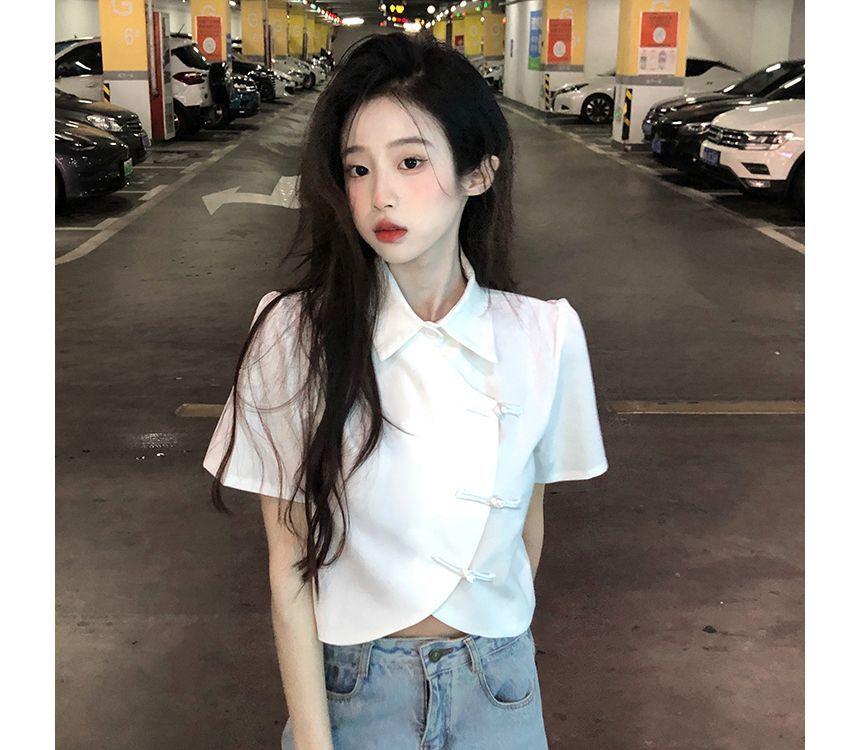 Short-Sleeve Collared Plain Blouse Product Image