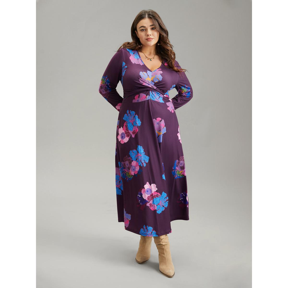 Plus Size Floral Twist Front Elastic Waist Pleated Dress RedViolet Women Resort Printed V-neck Long Sleeve Curvy Midi Dress BloomChic 26/4X Product Image