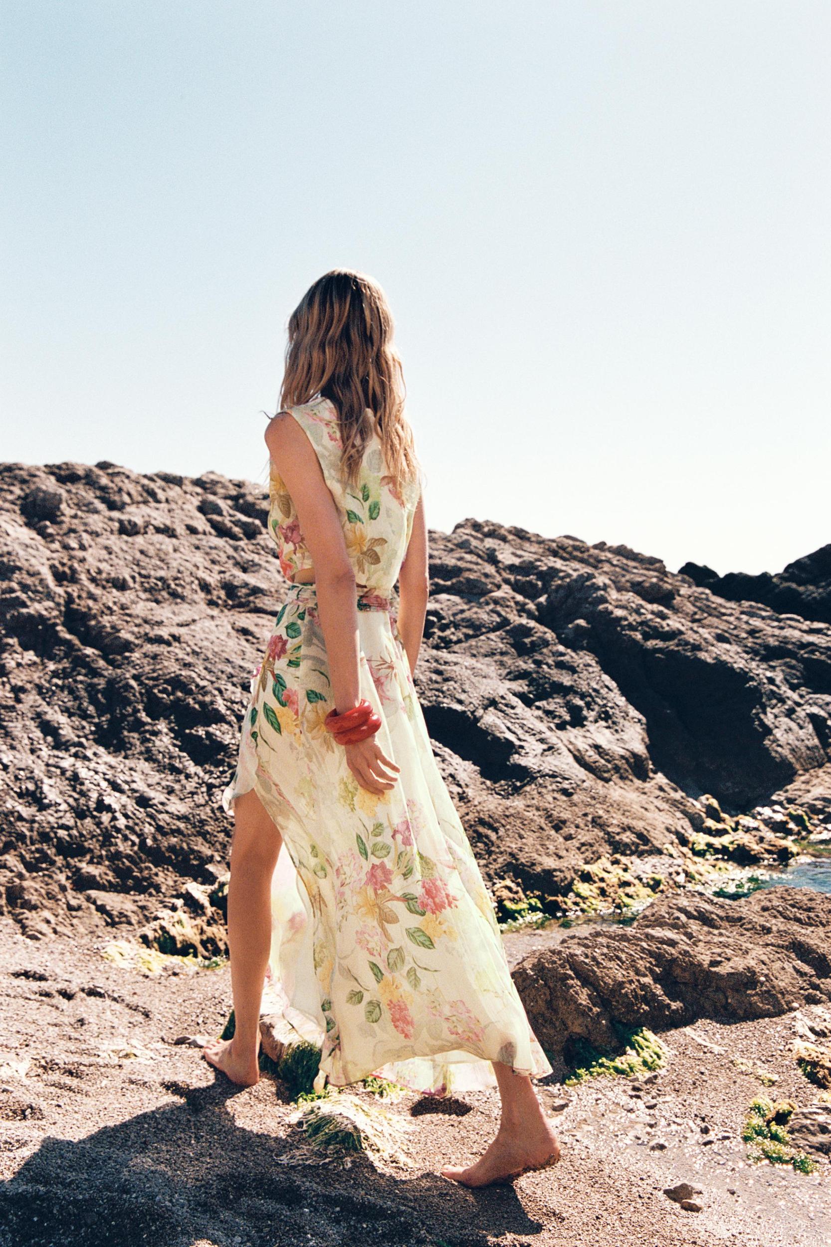 FLORAL PRINT CUT OUT DRESS Product Image