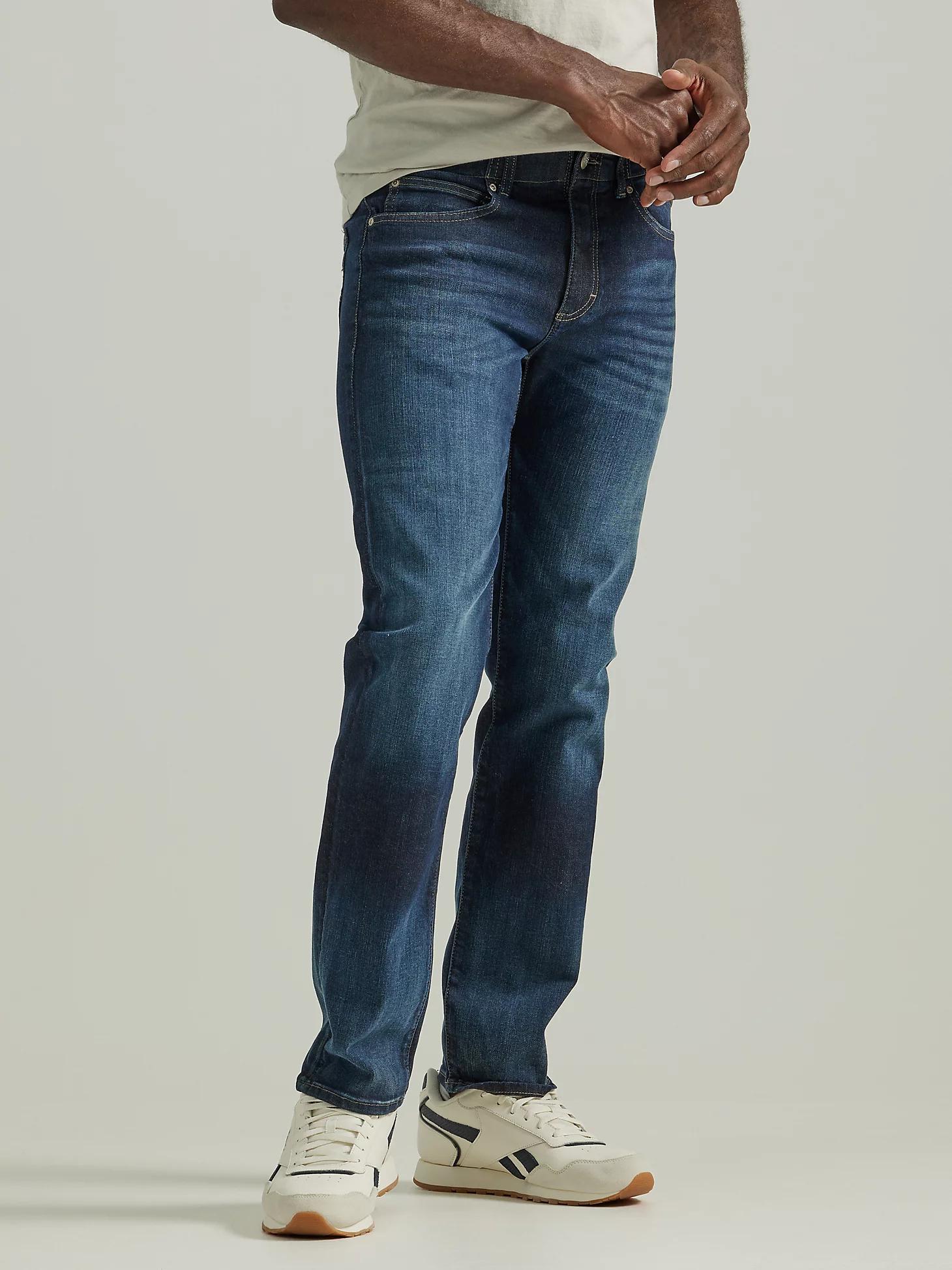 Men's Extreme Motion Slim Straight Jean | Lee® Product Image