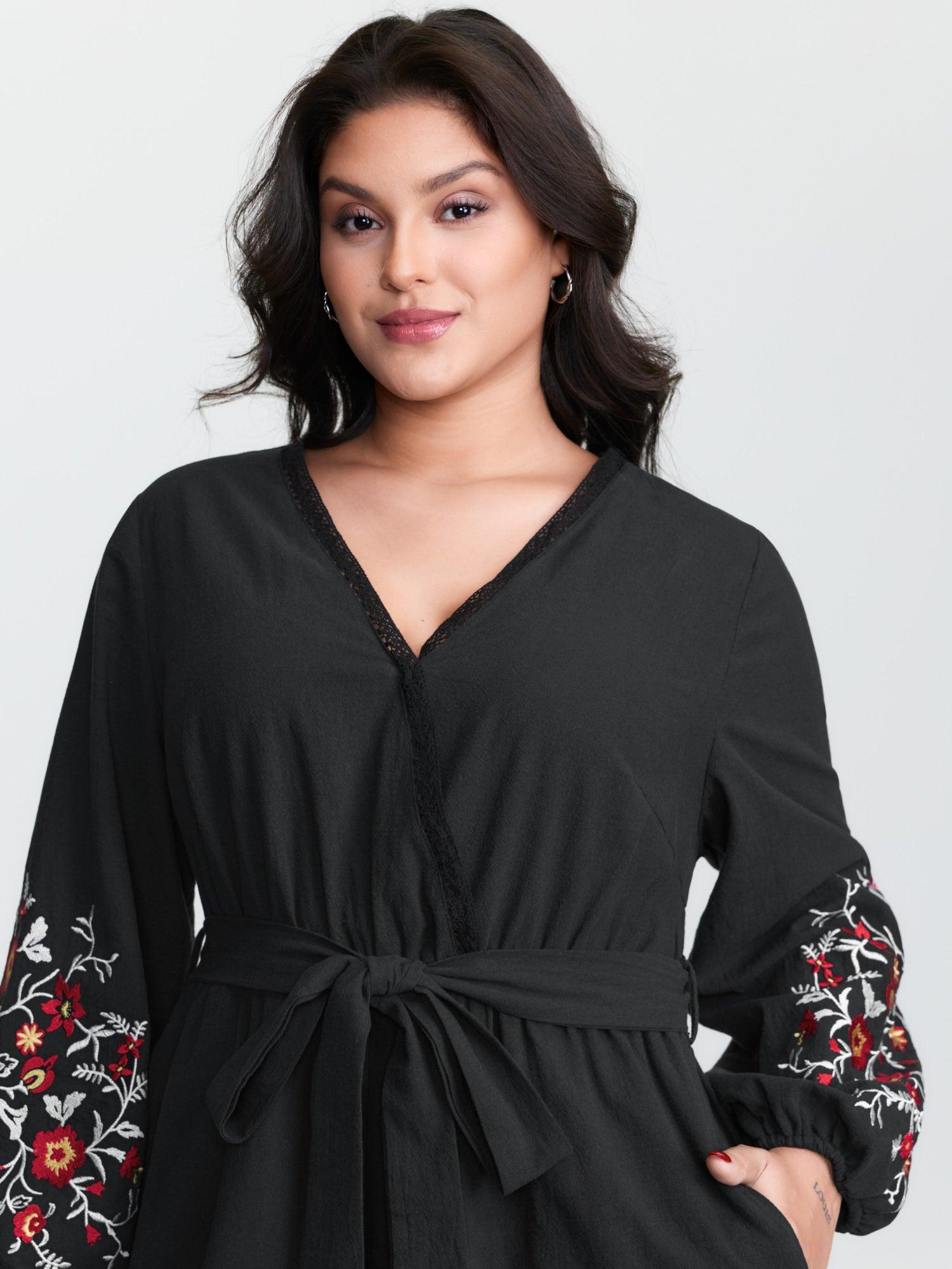 Pure Cotton Floral Embroidered Sleeve Jumpsuit Female Product Image