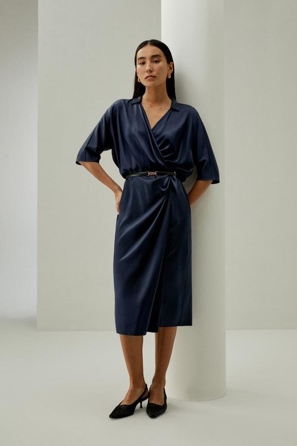 Elegant Mid-Sleeve Wrap Dress Product Image