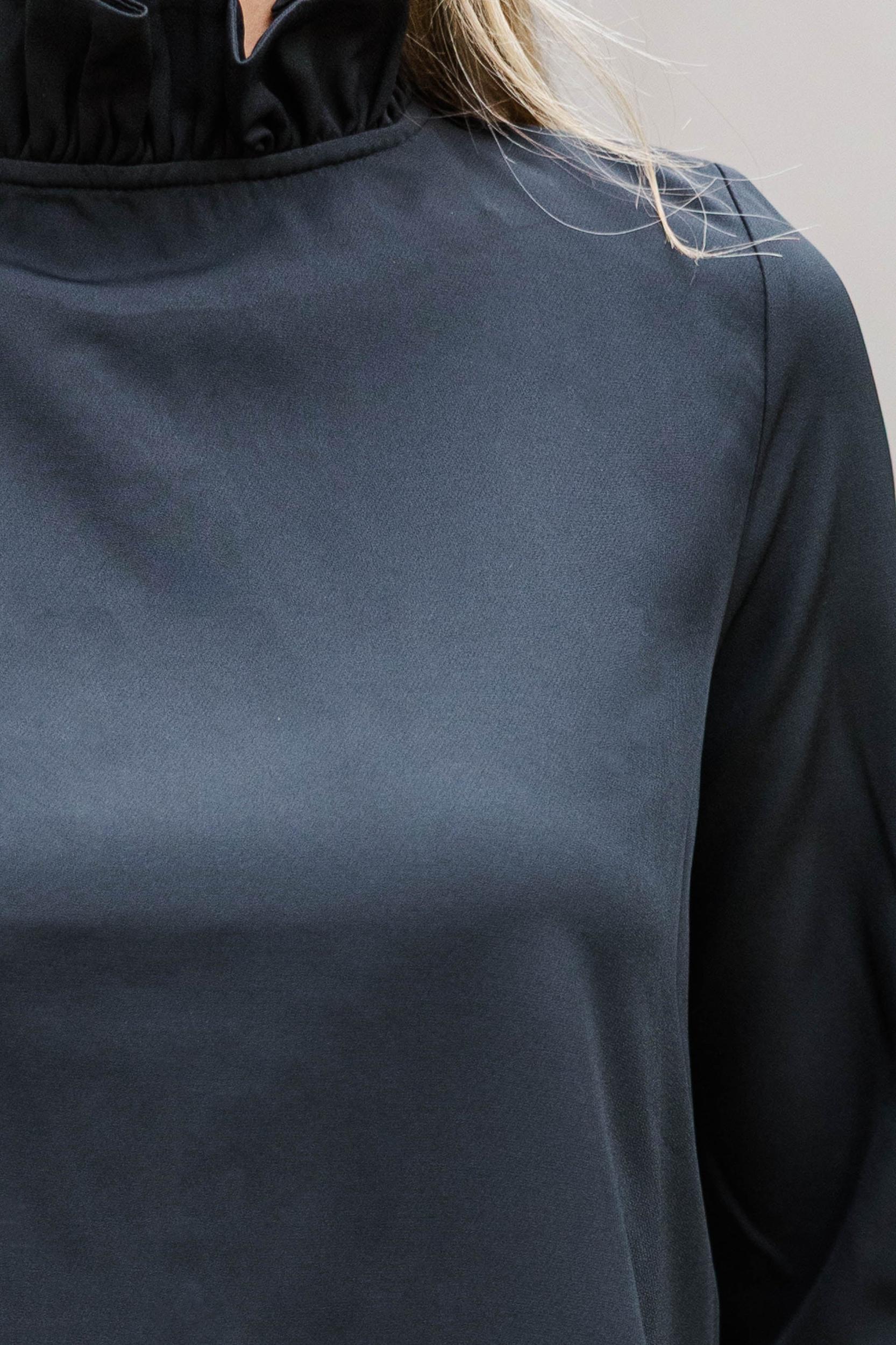 This Is It Black Swing Dress Female Product Image