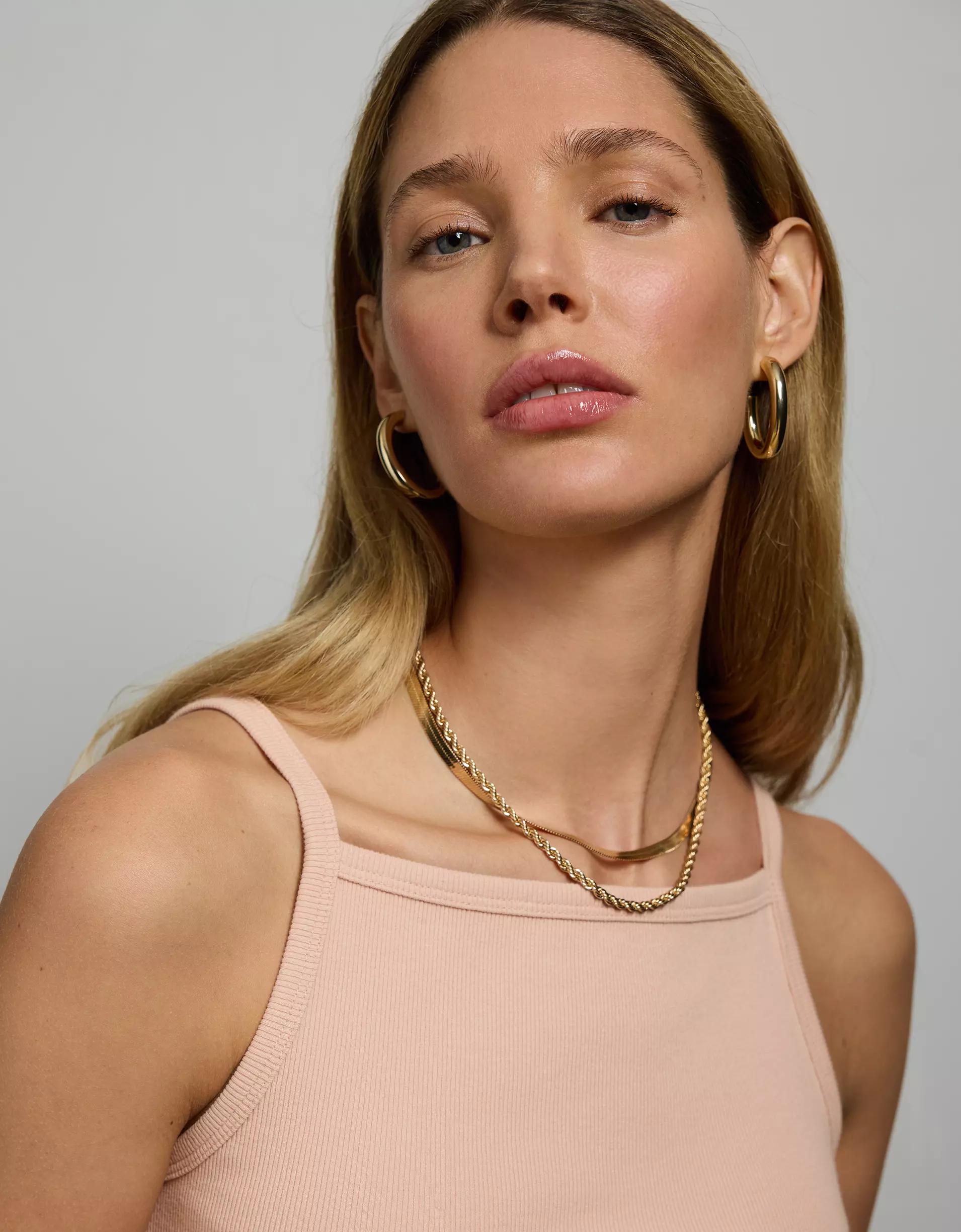 AE77 Premium Straight Neck Tank Top Product Image