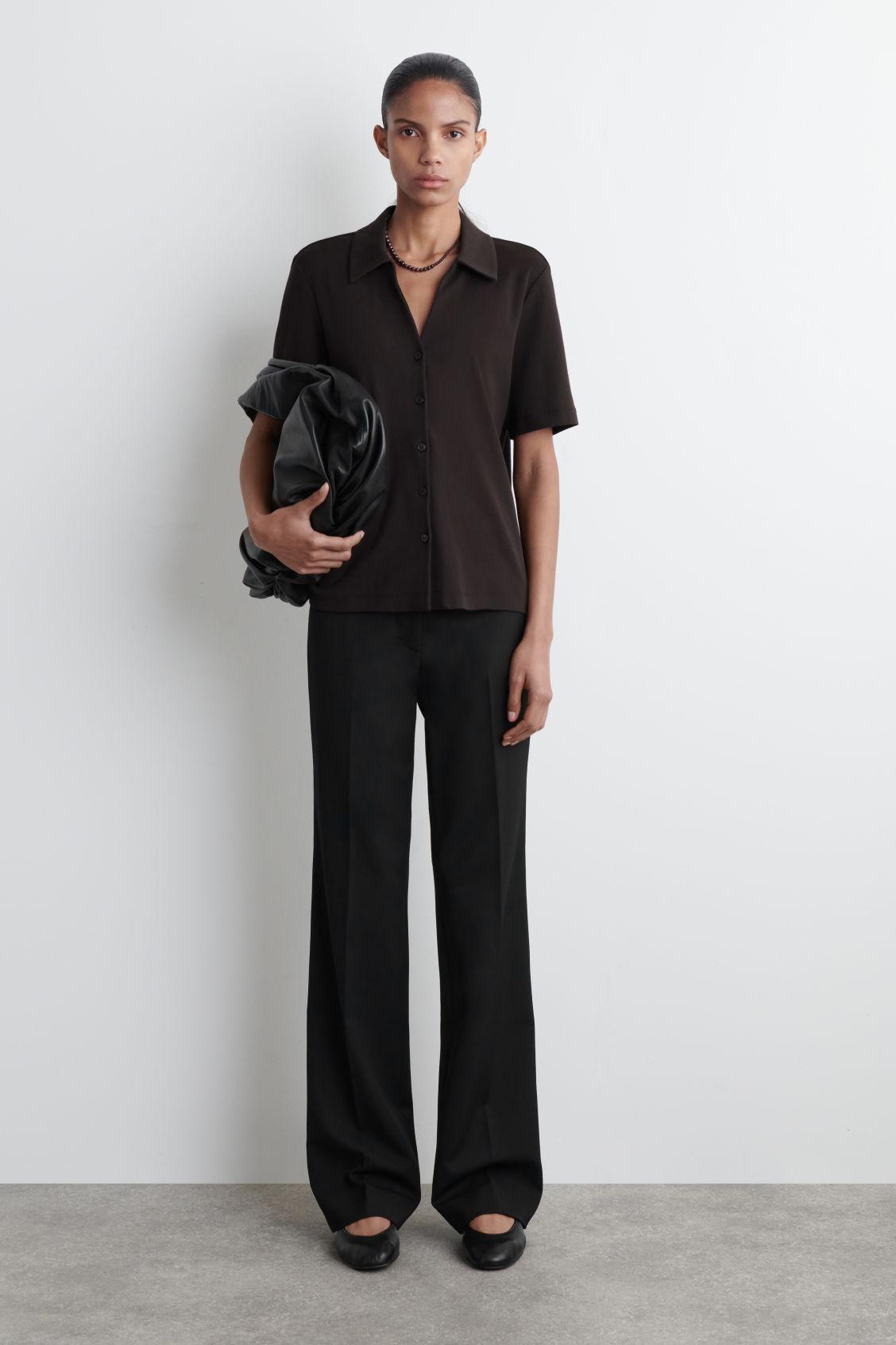 LEATHER BALLERINA FLATS Product Image