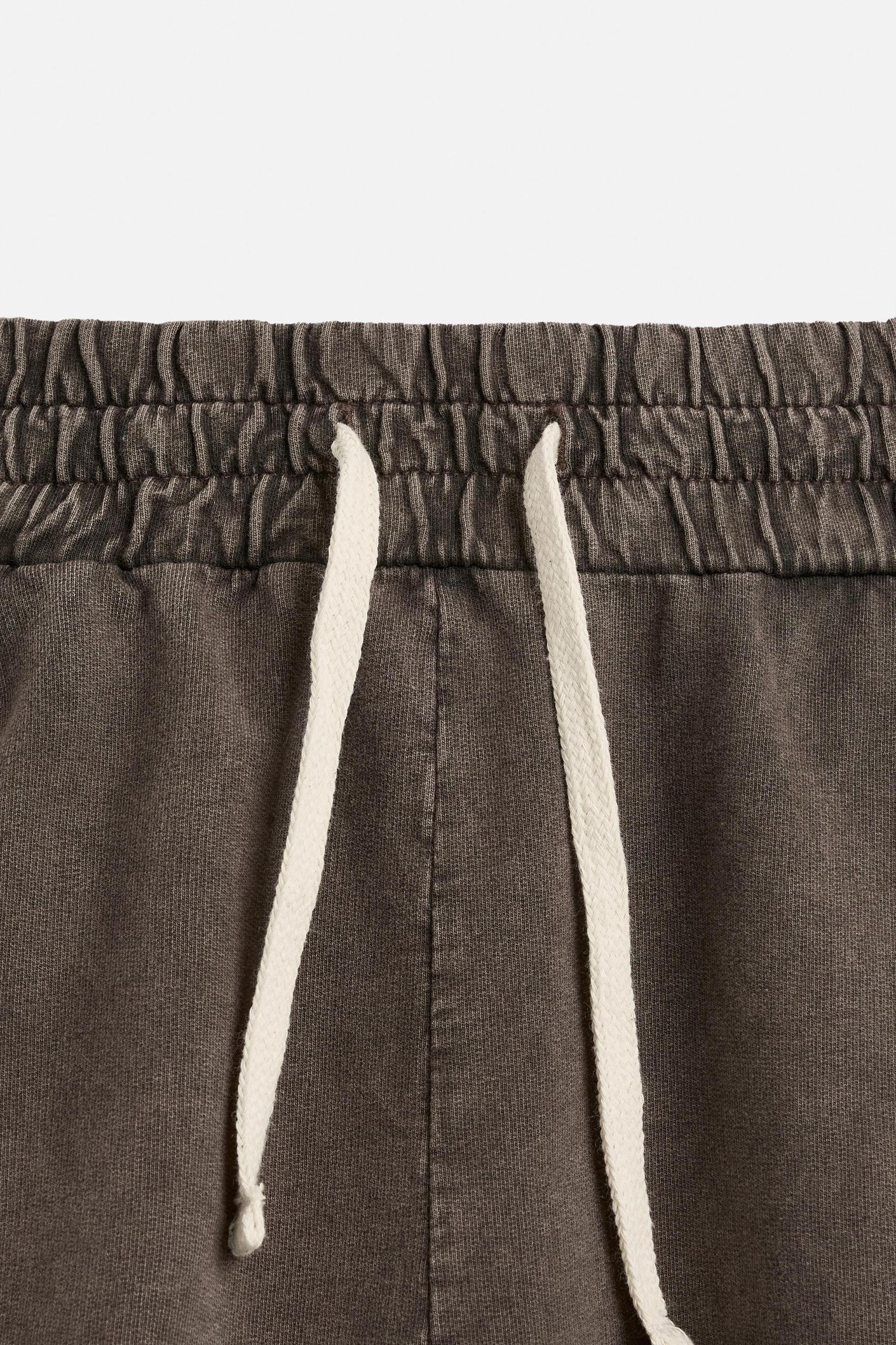 WASHED RELAXED FIT SHORTS Product Image