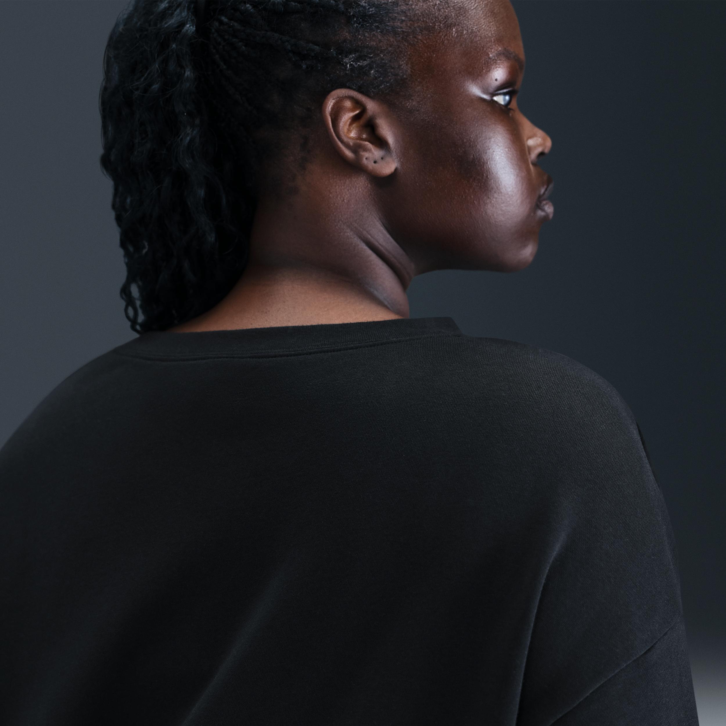 Womens Nike Sportswear Club Fleece Loose Crew-Neck Sweatshirt (Plus Size) | HV2328-010 Product Image