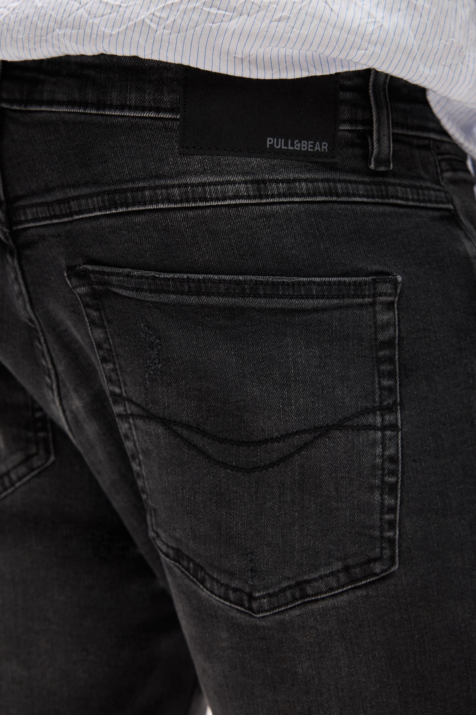 Ripped carrot fit jeans Product Image