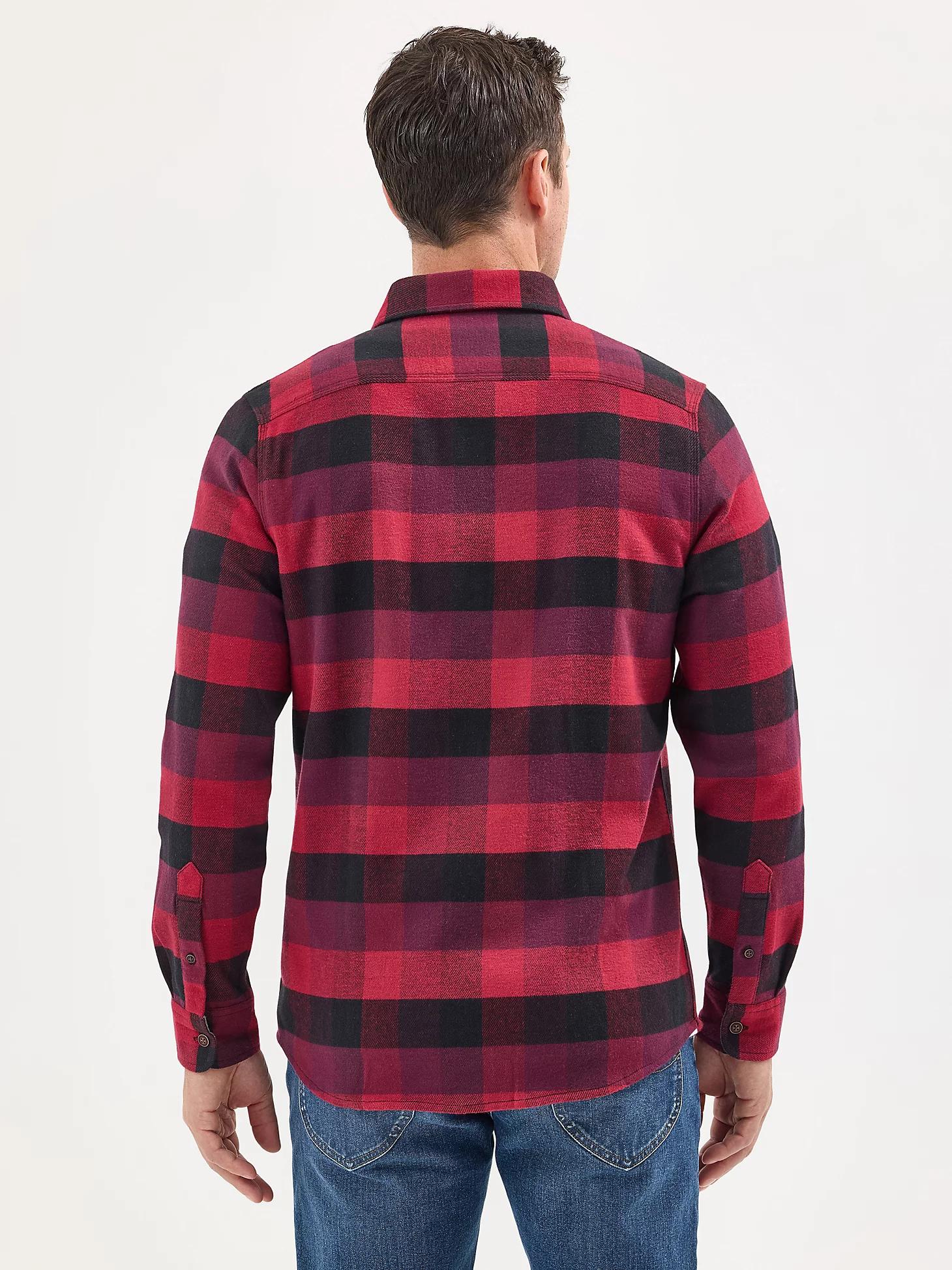 Men's One Pocket Stretch Flannel Button Down Shirt | Men's Tops & Tees | Lee® Product Image