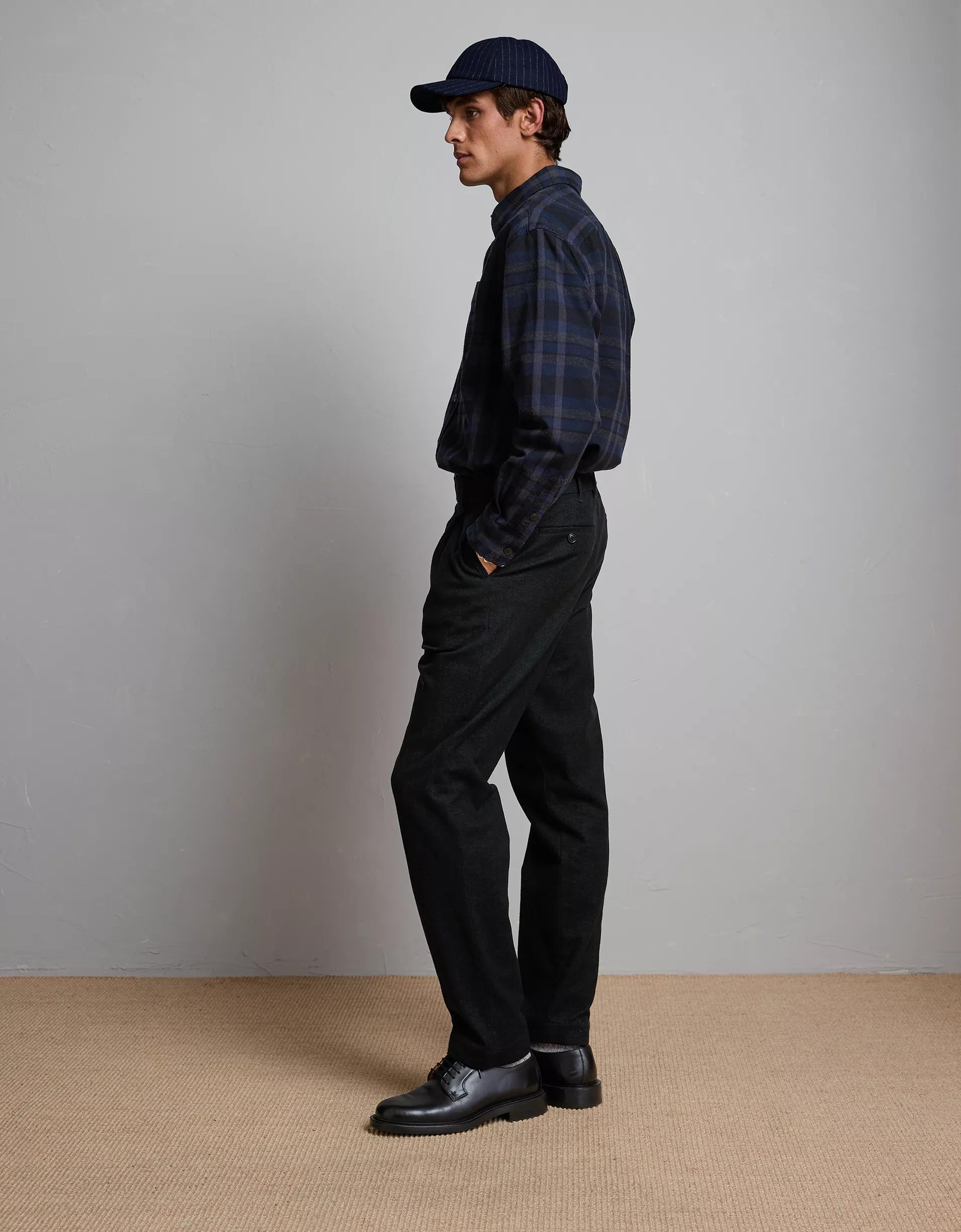 AE77 Premium Pleated Pant Product Image