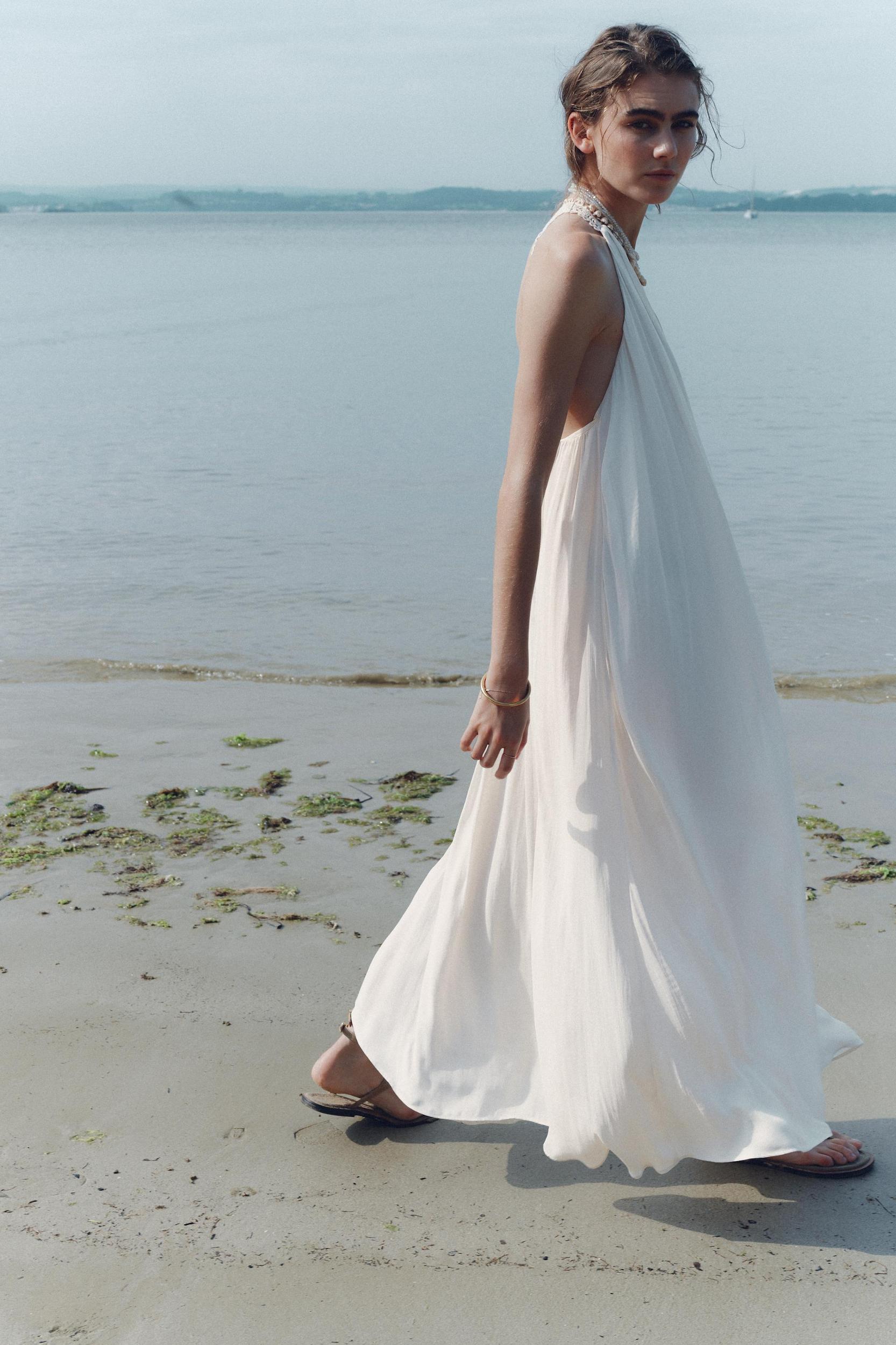 FLOWY DRESS WITH COMBINED BACK Product Image