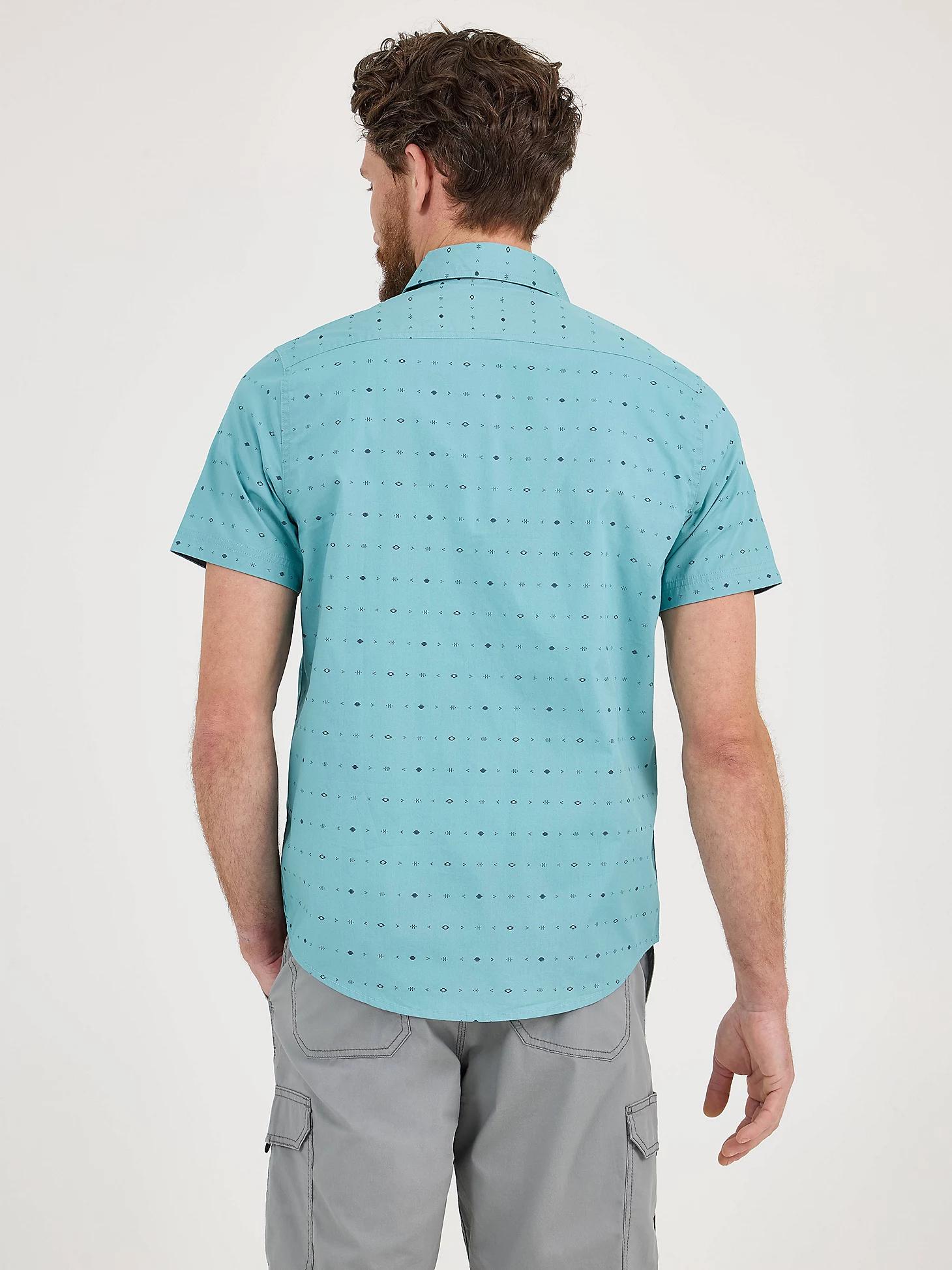 Men's Short Sleeve Stretch Print Button Down Shirt | Men's Tops & Tees | Lee® Product Image