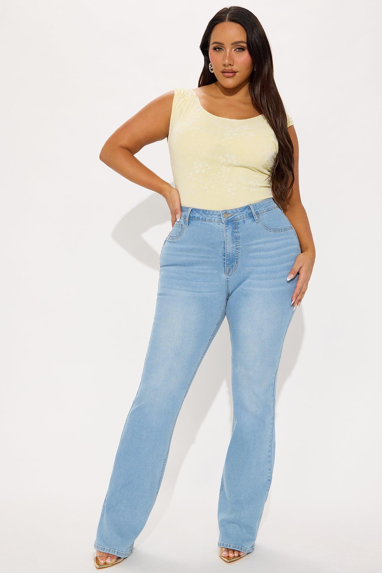 Tall Mesa Booty Lifting Stretch Bootcut Jeans - Light Wash Female Product Image