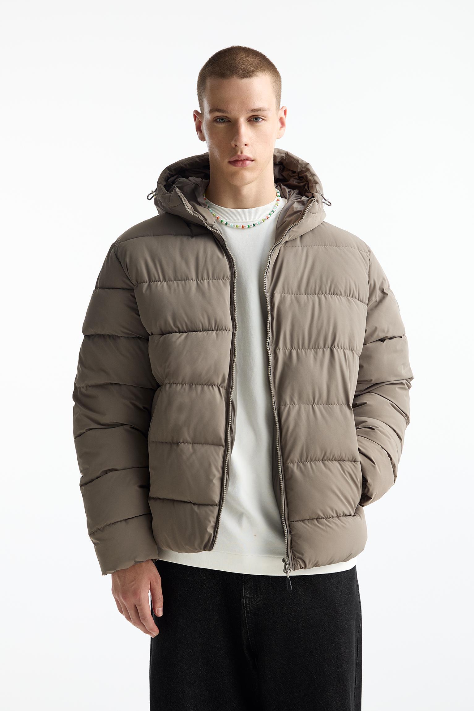 Lightweight puffer jacket with hood Product Image