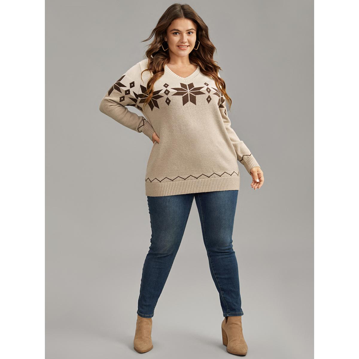 Plus Size Supersoft Essentials Anti-Pilling Snowflake Print Pullover Multicolor Women Casual Loose Long Sleeve V-neck Dailywear Pullovers BloomChic 18-20/2X Product Image