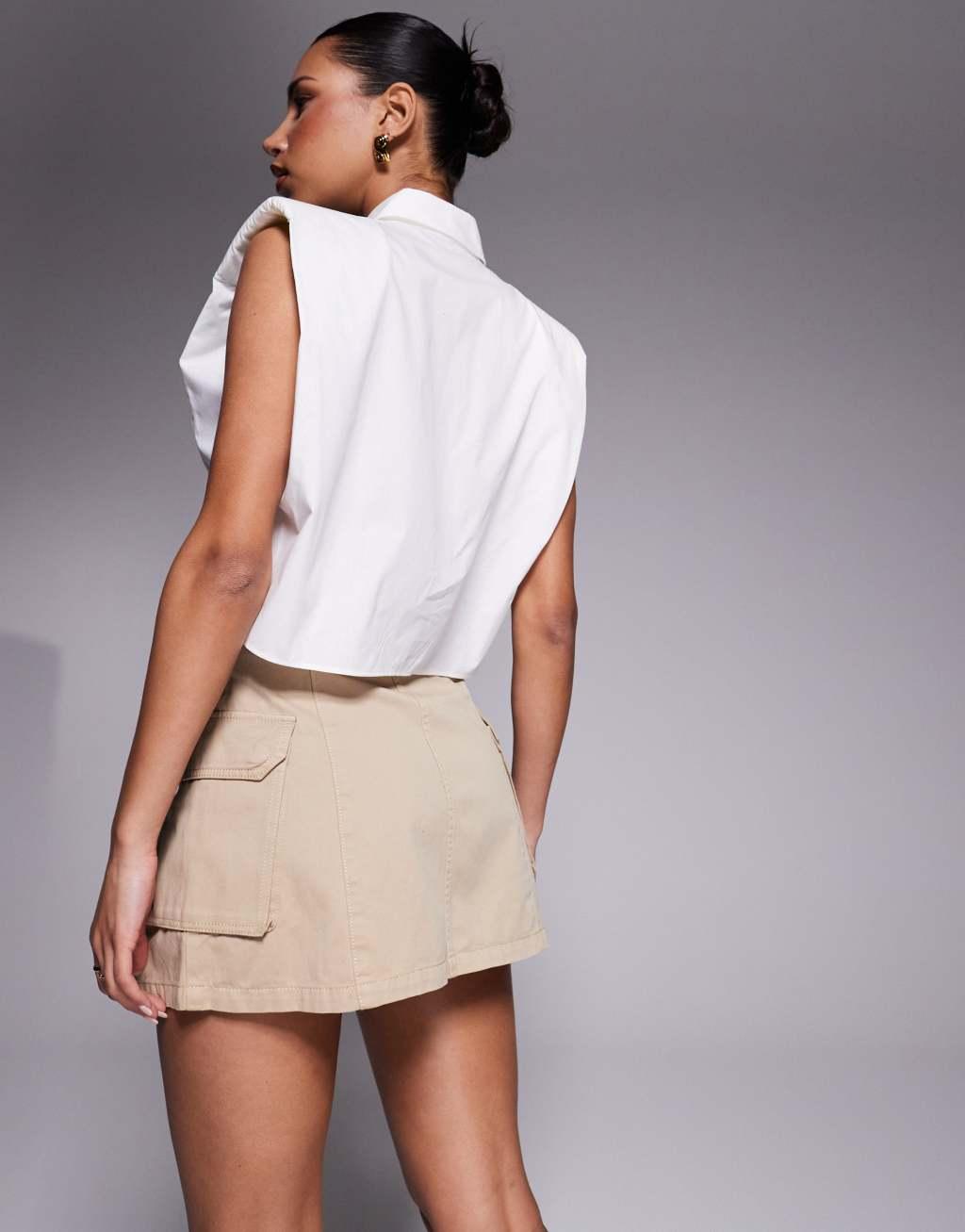 HUGO Blue pleated mini skirt with pockets in beige Product Image