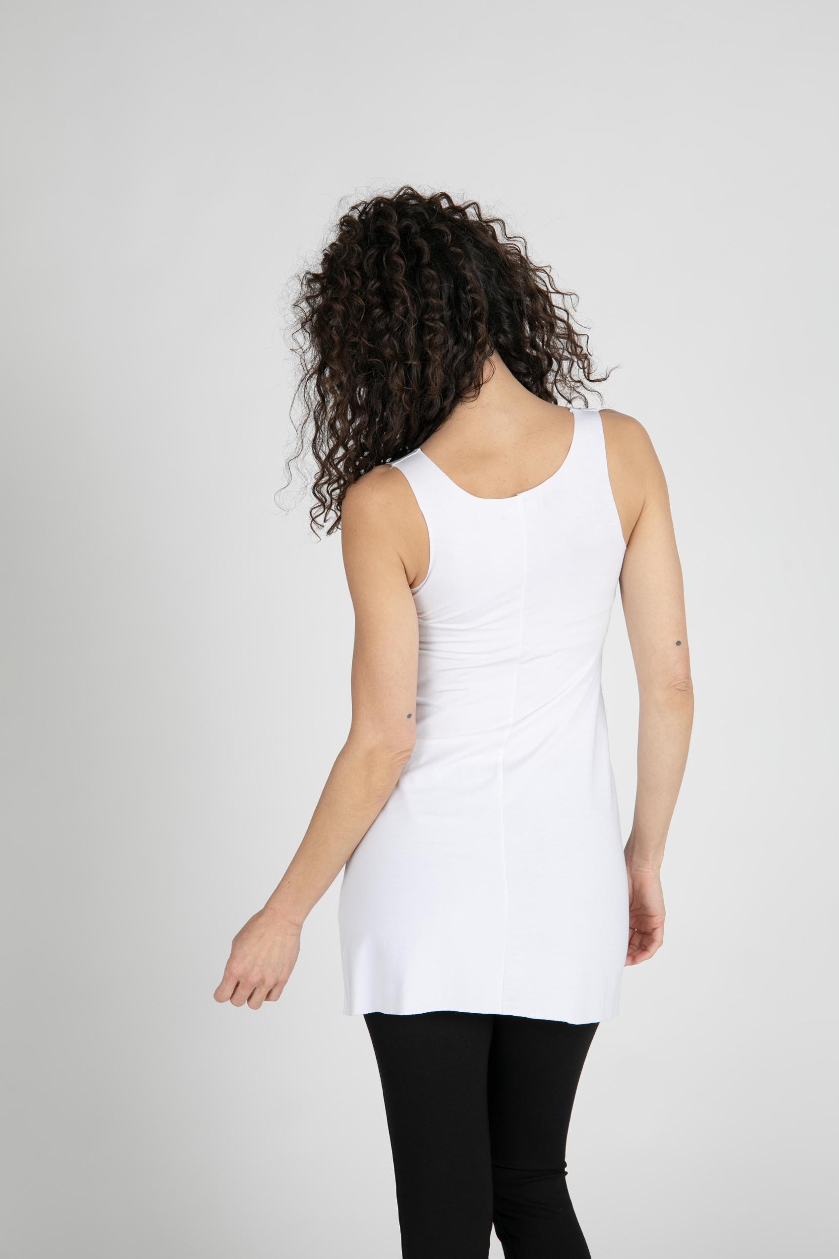 The Essential Long Seamless Cami Product Image