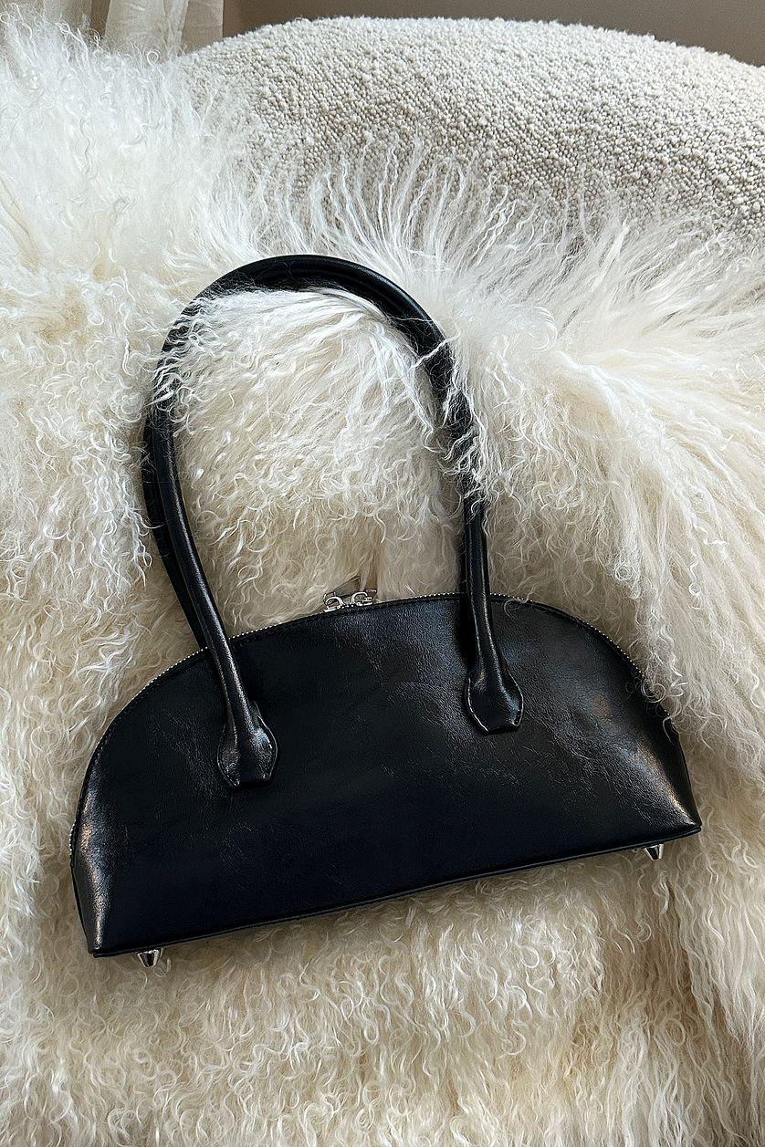 Rounded Bowling Bag Product Image