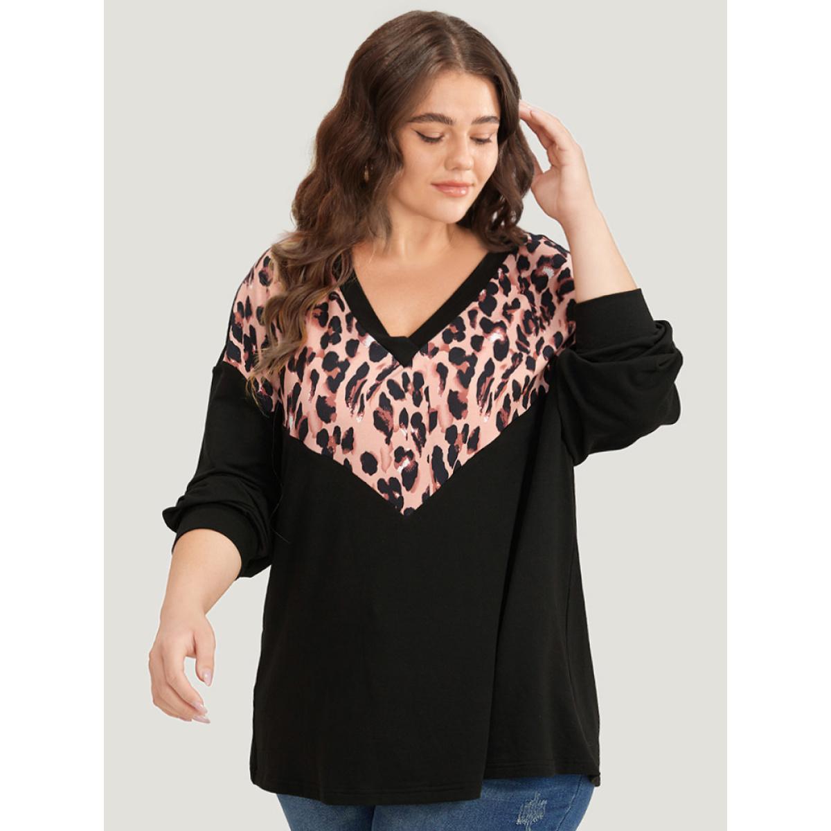 Plus Size Leopard Print Patchwork V Neck Contrast Trim Sweatshirt Women Black Casual Elastic cuffs V-neck Dailywear Sweatshirts BloomChic 28/5X Product Image