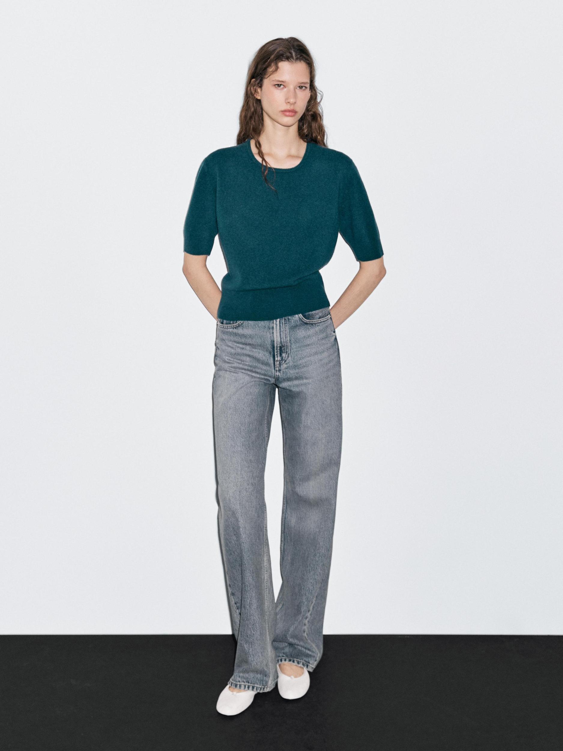 Short sleeve wool blend sweater Product Image