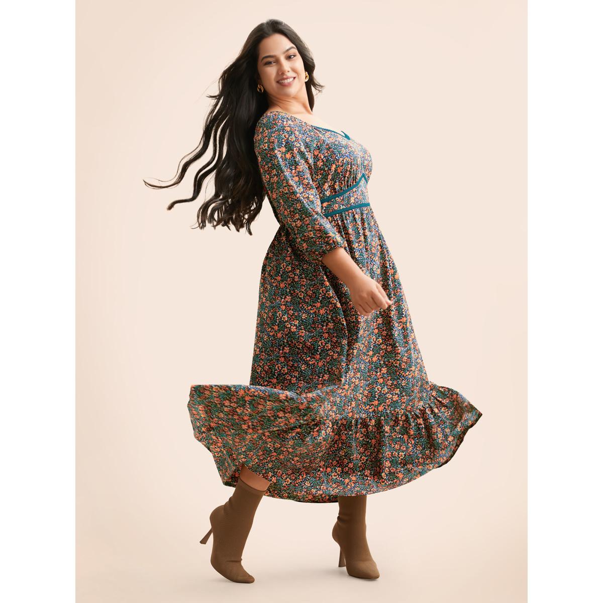 Plus Size Ditsy Floral Woven Ribbon Maxi Dress DarkBlue Women Timeless Woven ribbon&lace trim Heart neckline Elbow-length sleeve Curvy BloomChic 22-24/3X Product Image