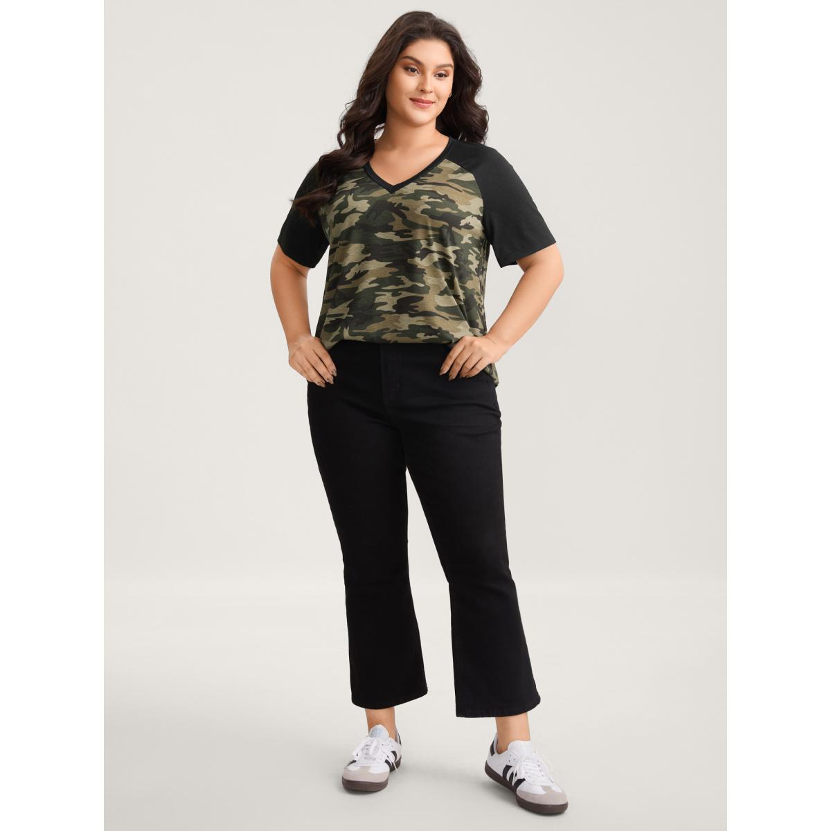 Plus Size Camouflage Print Raglan Sleeve T-Shirt Multicolor Women Contrast V-neck Everyday-Casual T-shirts BloomChic 22-24/3X Product Image