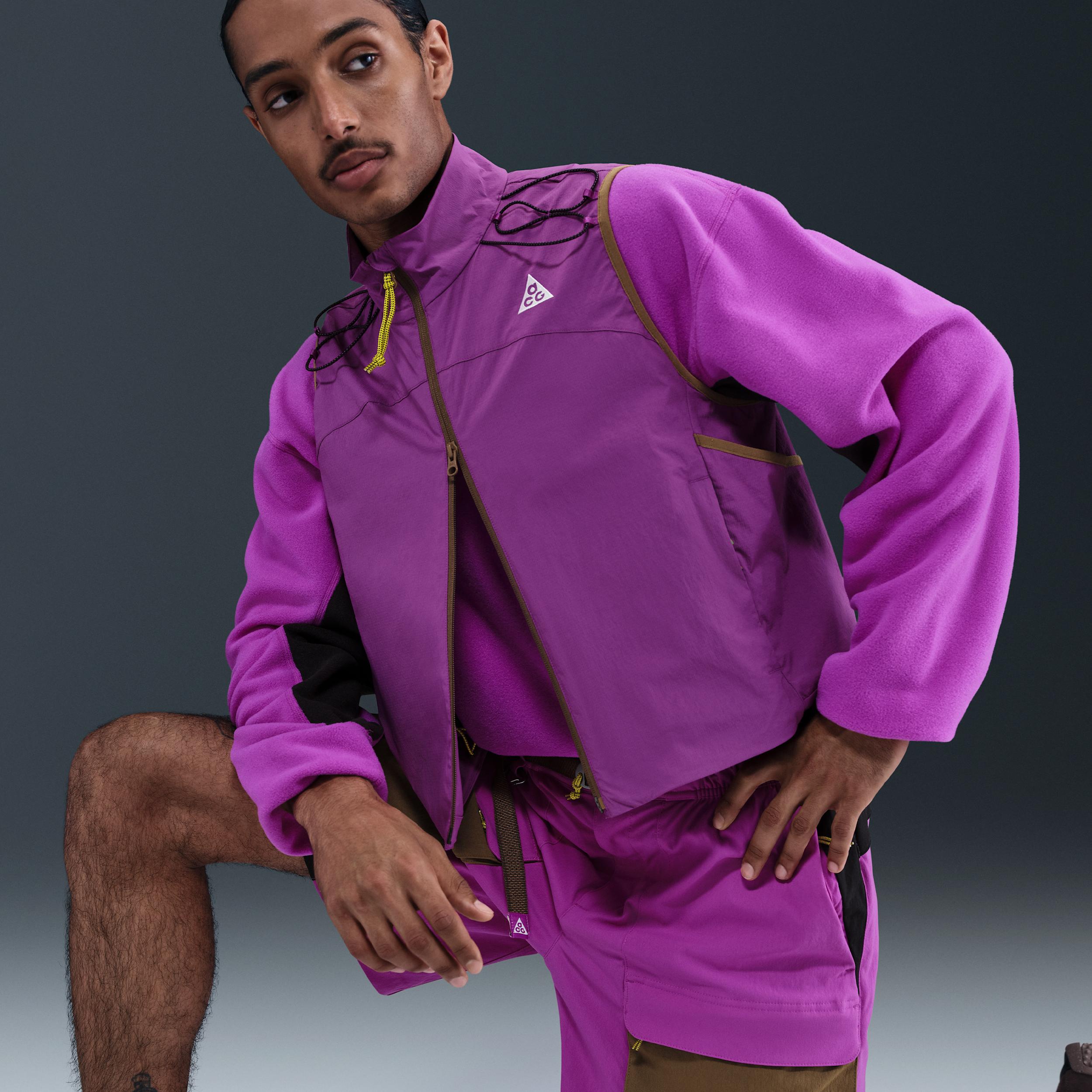 Mens Nike ACG Smith Summit Cargo Shorts | HV0593-551 Product Image