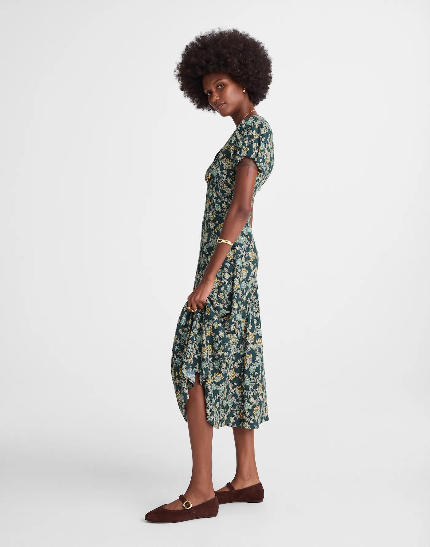 Seamed Puff-Sleeve Midi Dress in Floral Product Image