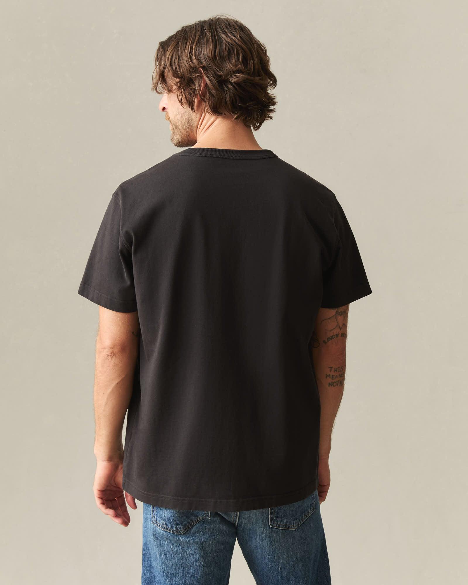Men's Everest Tee - Meteorite Male Product Image