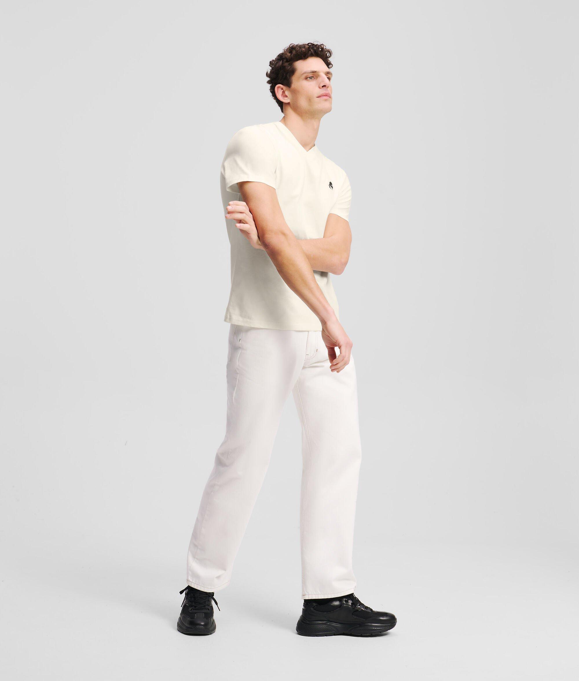 KAMEO V-NECK T-SHIRT Product Image